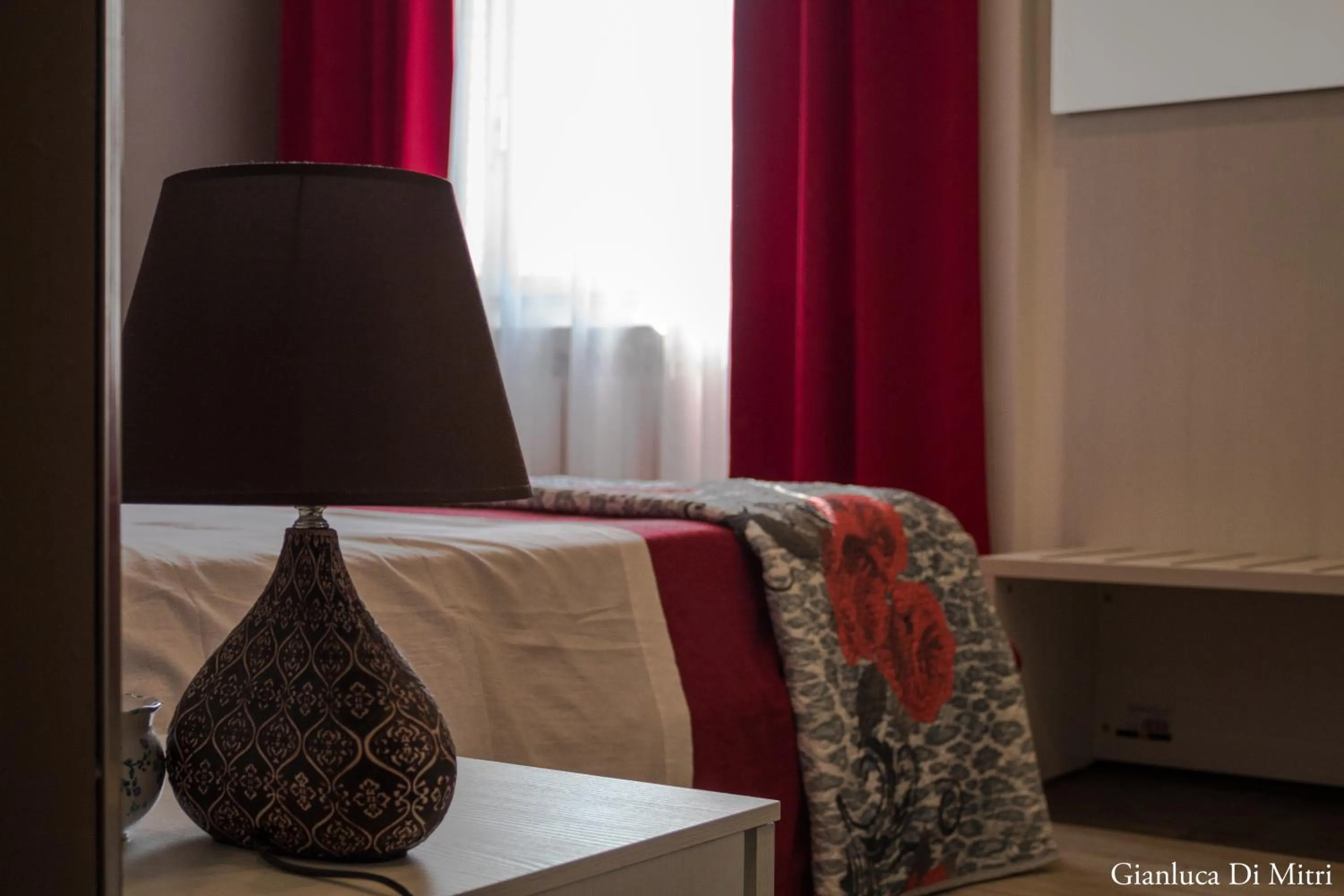 Bed in Mongibello Palace B&B