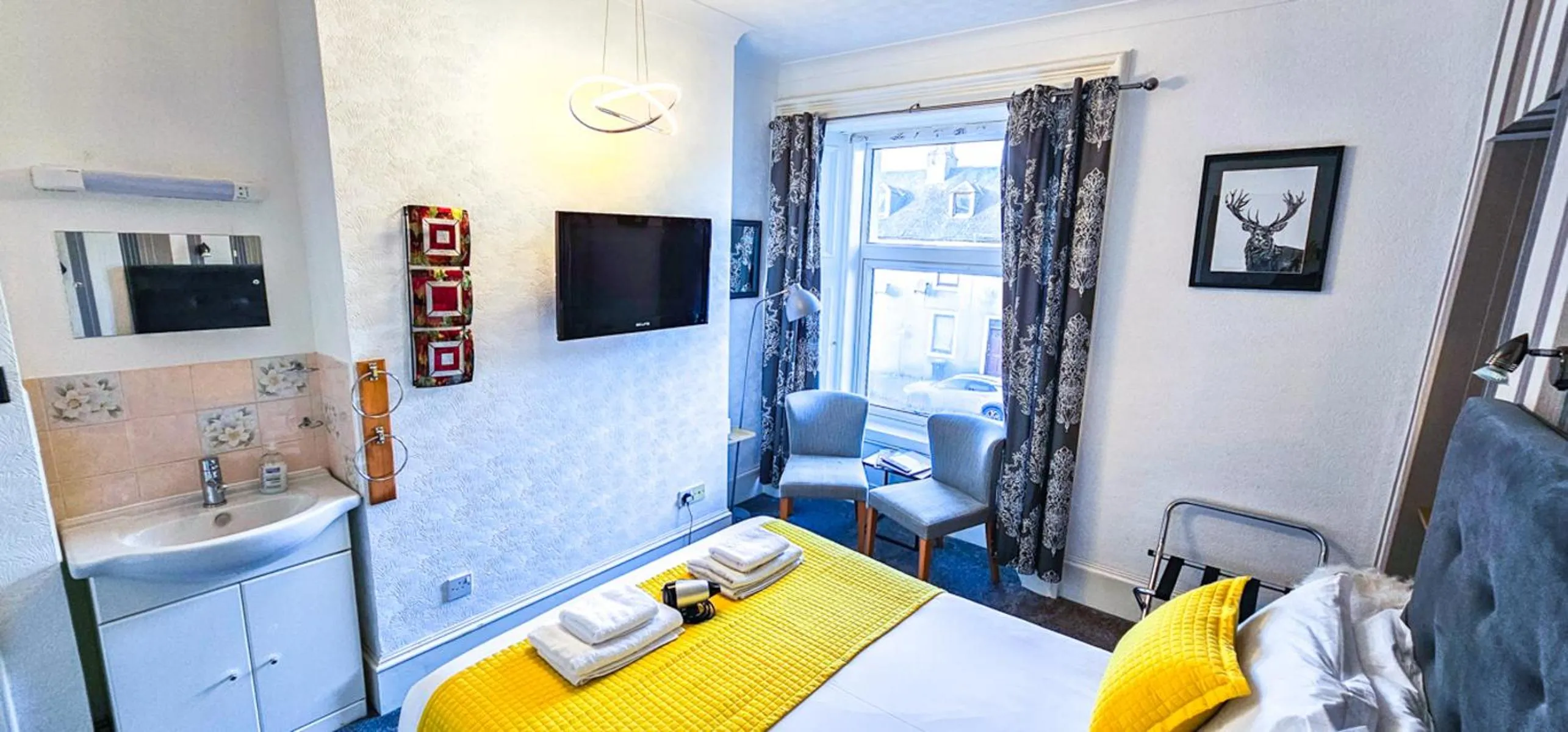 Bedroom in mySTAYINN Kinloch Lodge