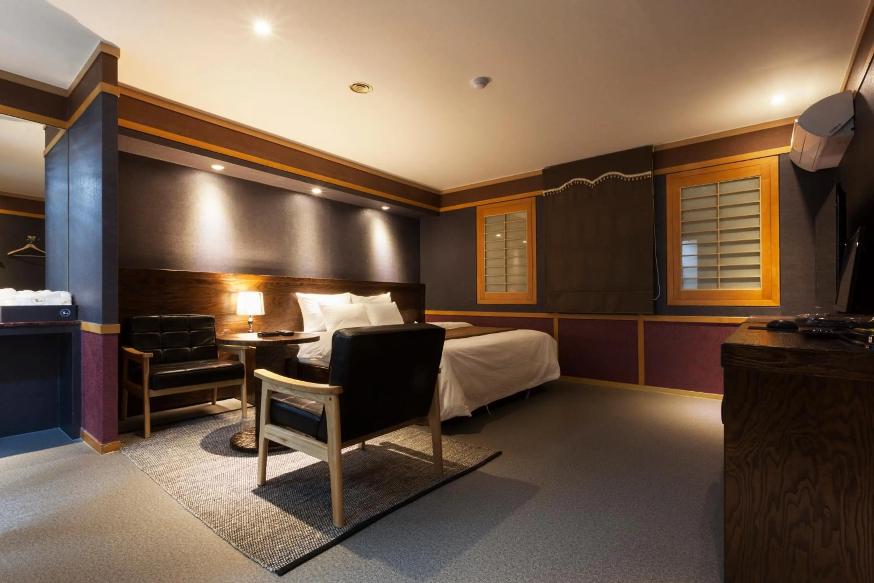 TV and multimedia, Bed in Hotel Leaders