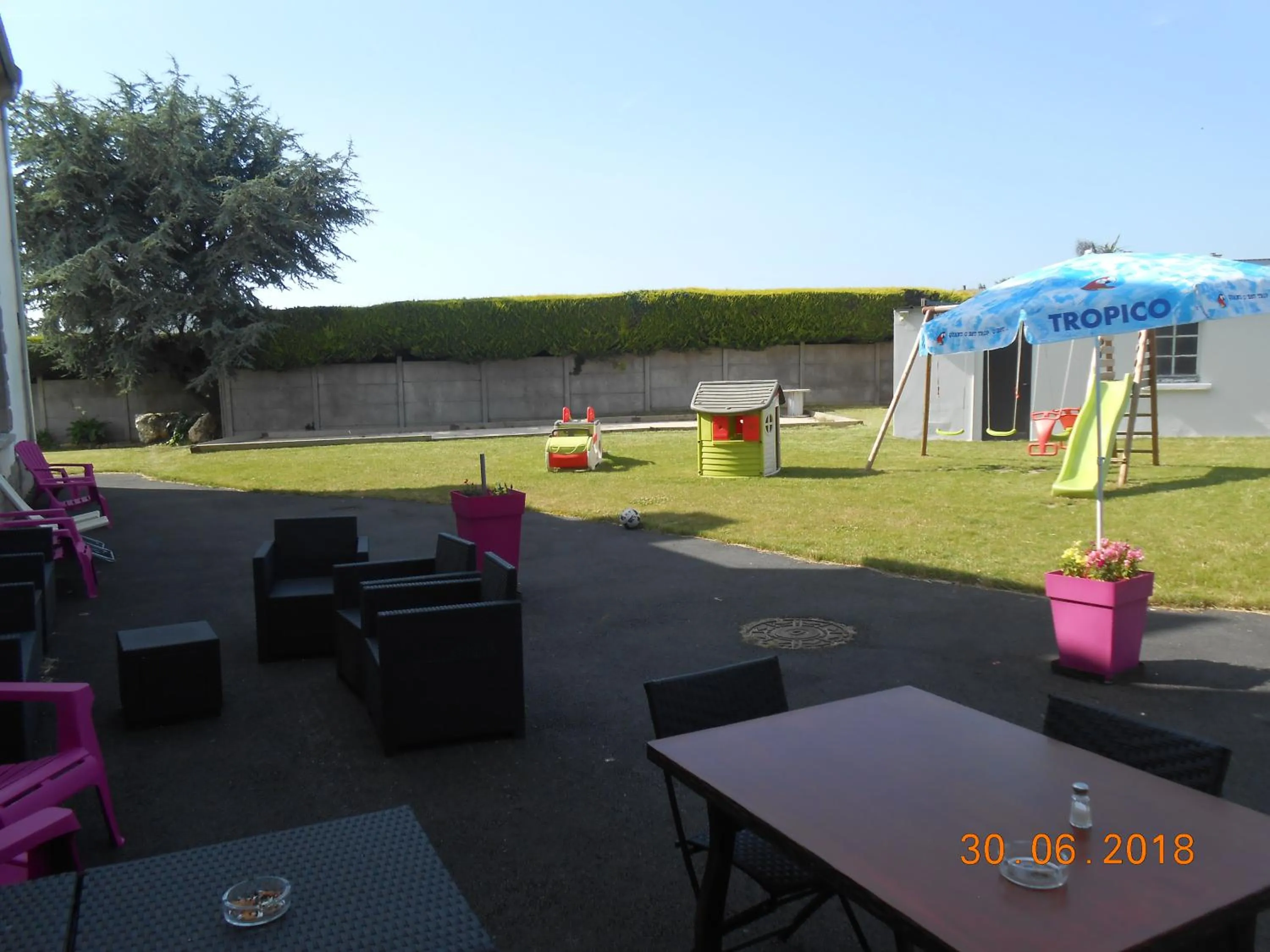 Children play ground in Le Relais des Primeurs LOGIS HOTEL