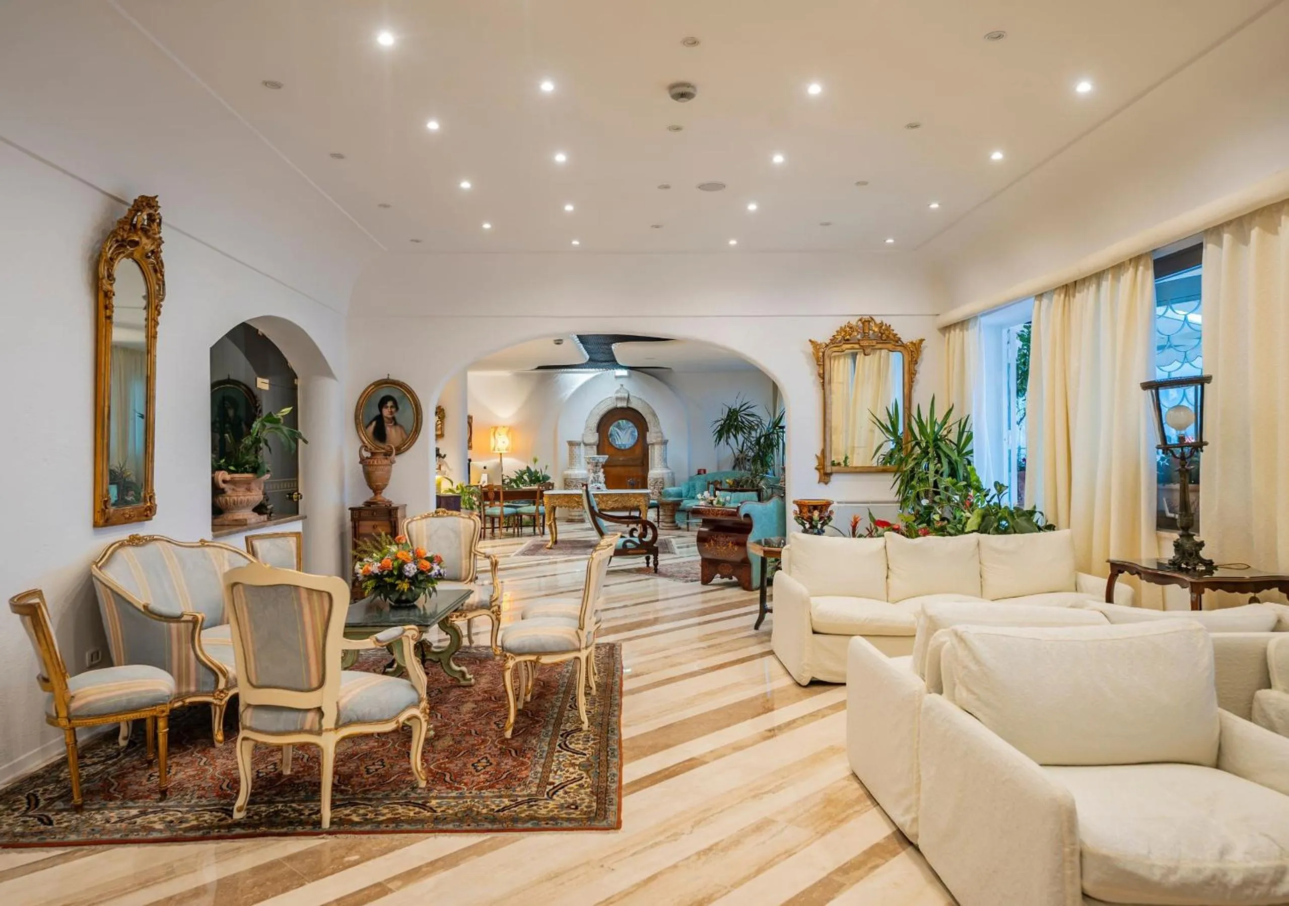 Lobby or reception in Hotel Le Agavi