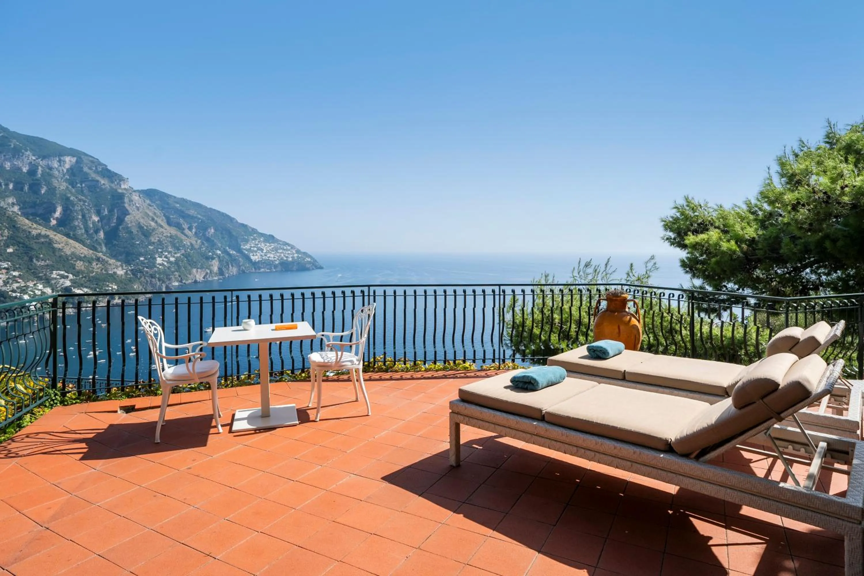 Day in Hotel Le Agavi