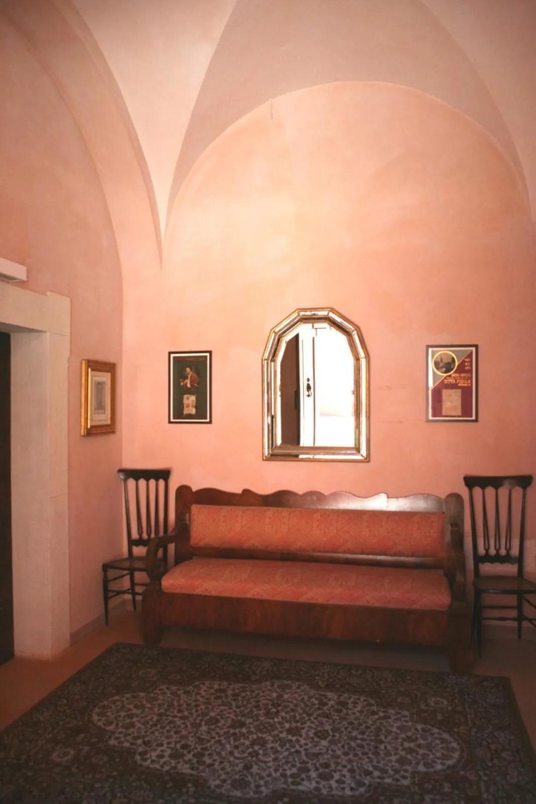 Bed in Palazzo Rustici charme b&b & garden spa