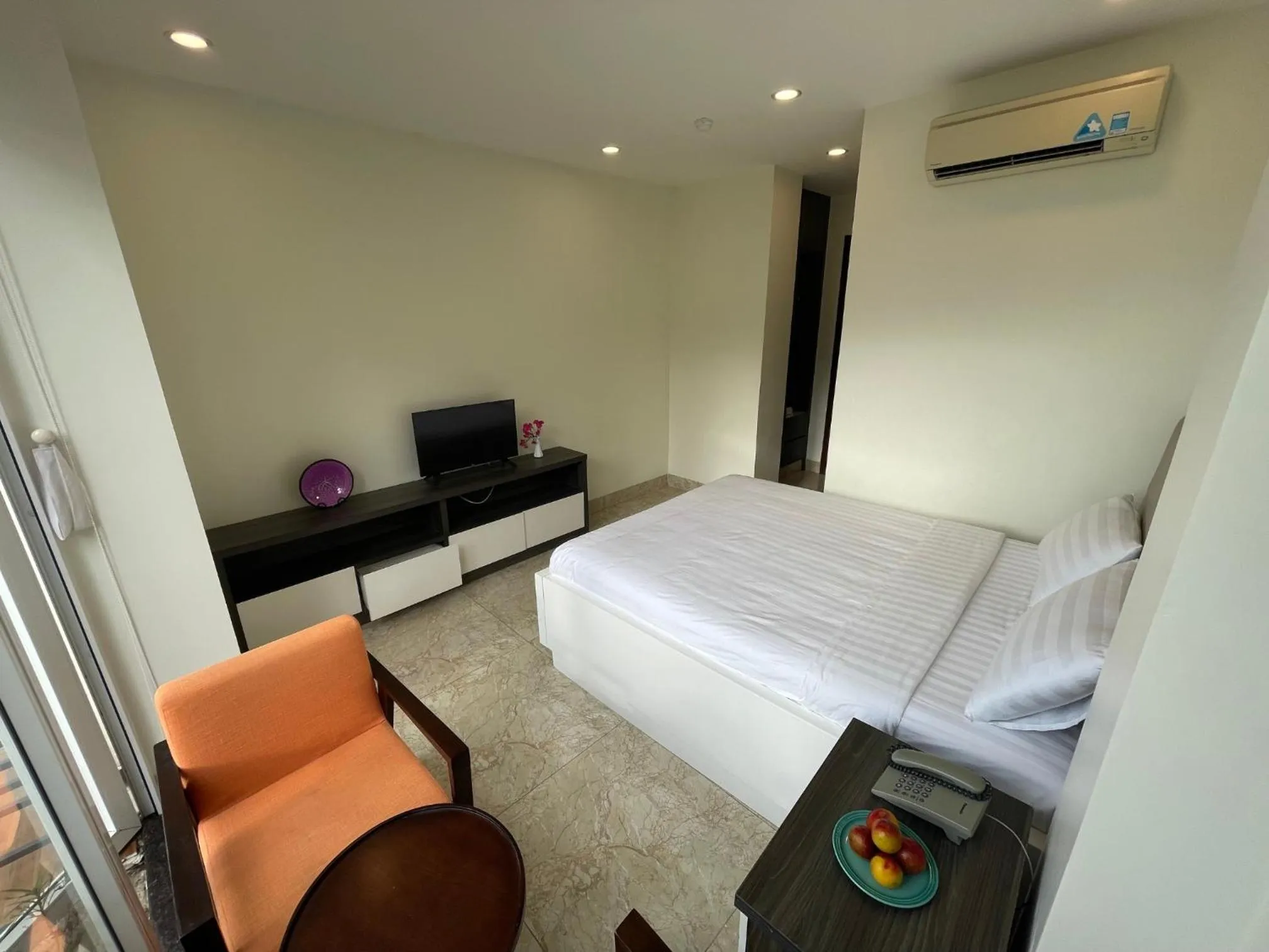 Cassabella Hotel & Apartments