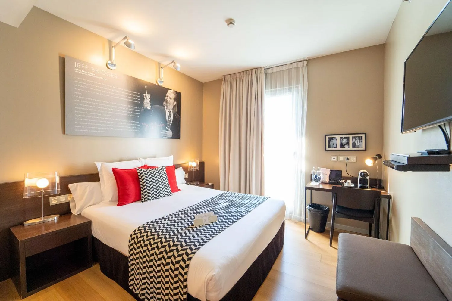 TV and multimedia, Bed in Hotel Zinema7