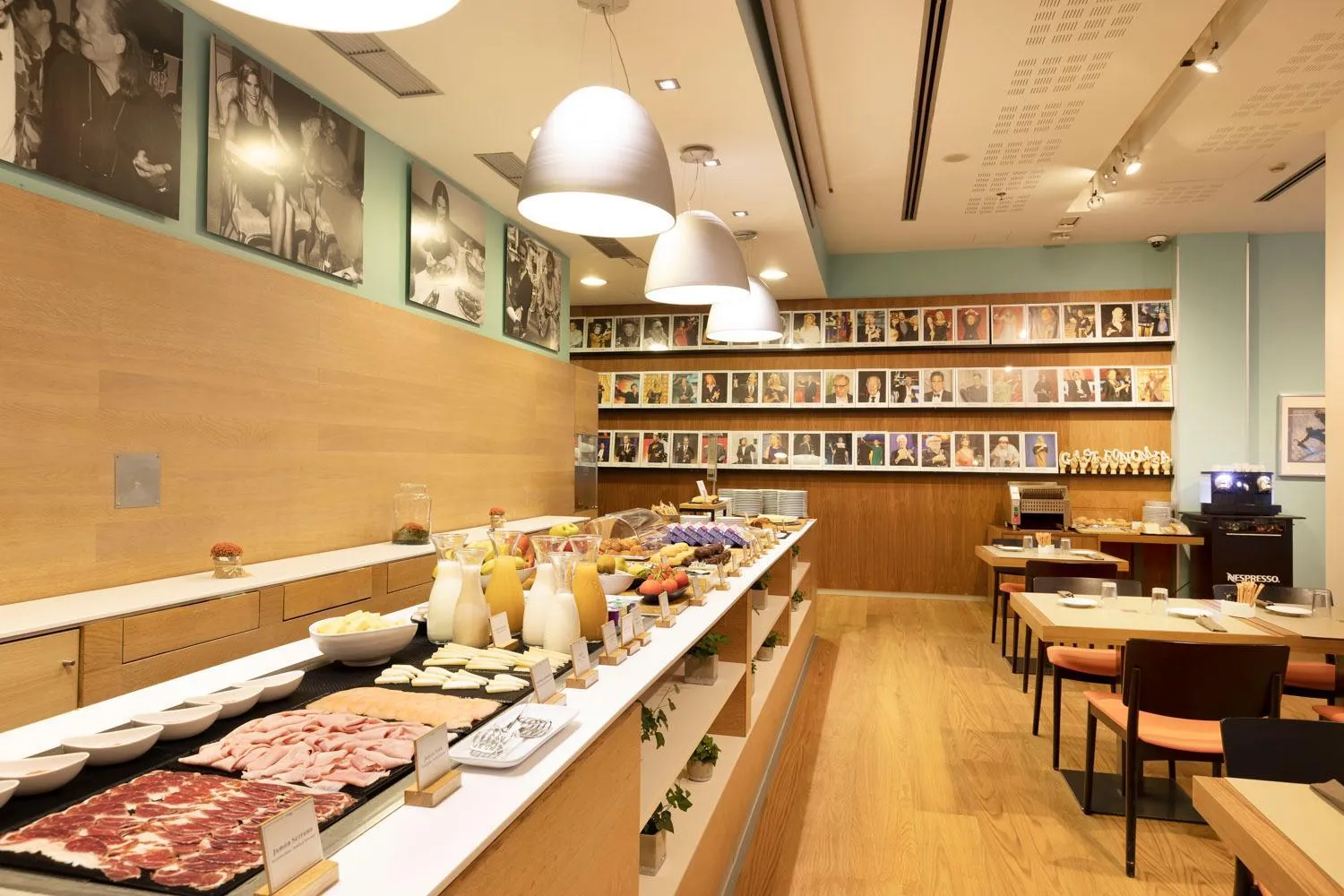 Buffet breakfast in Hotel Zinema7