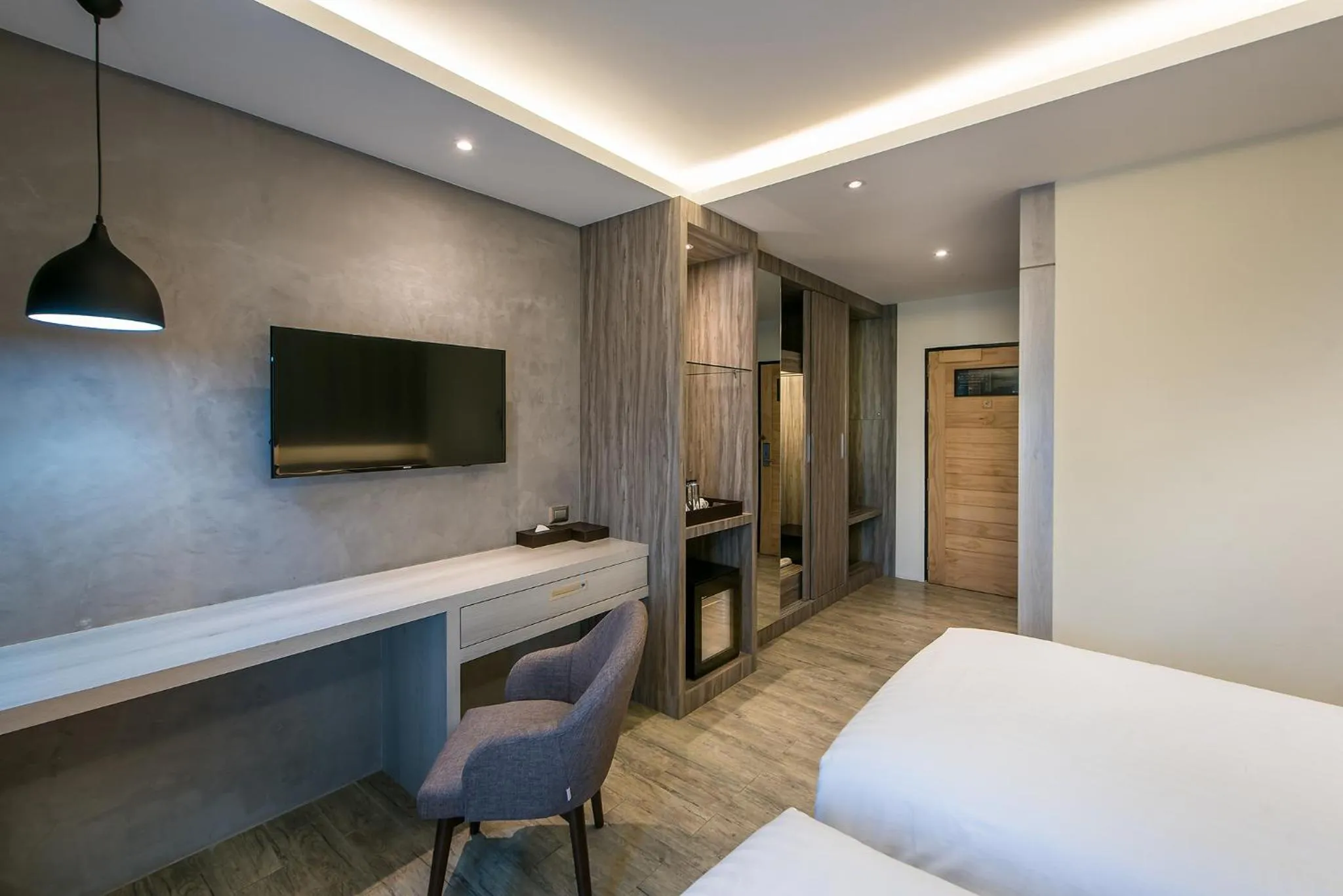 Photo of the whole room, Bed in Nadee 10 Resort & Hotel