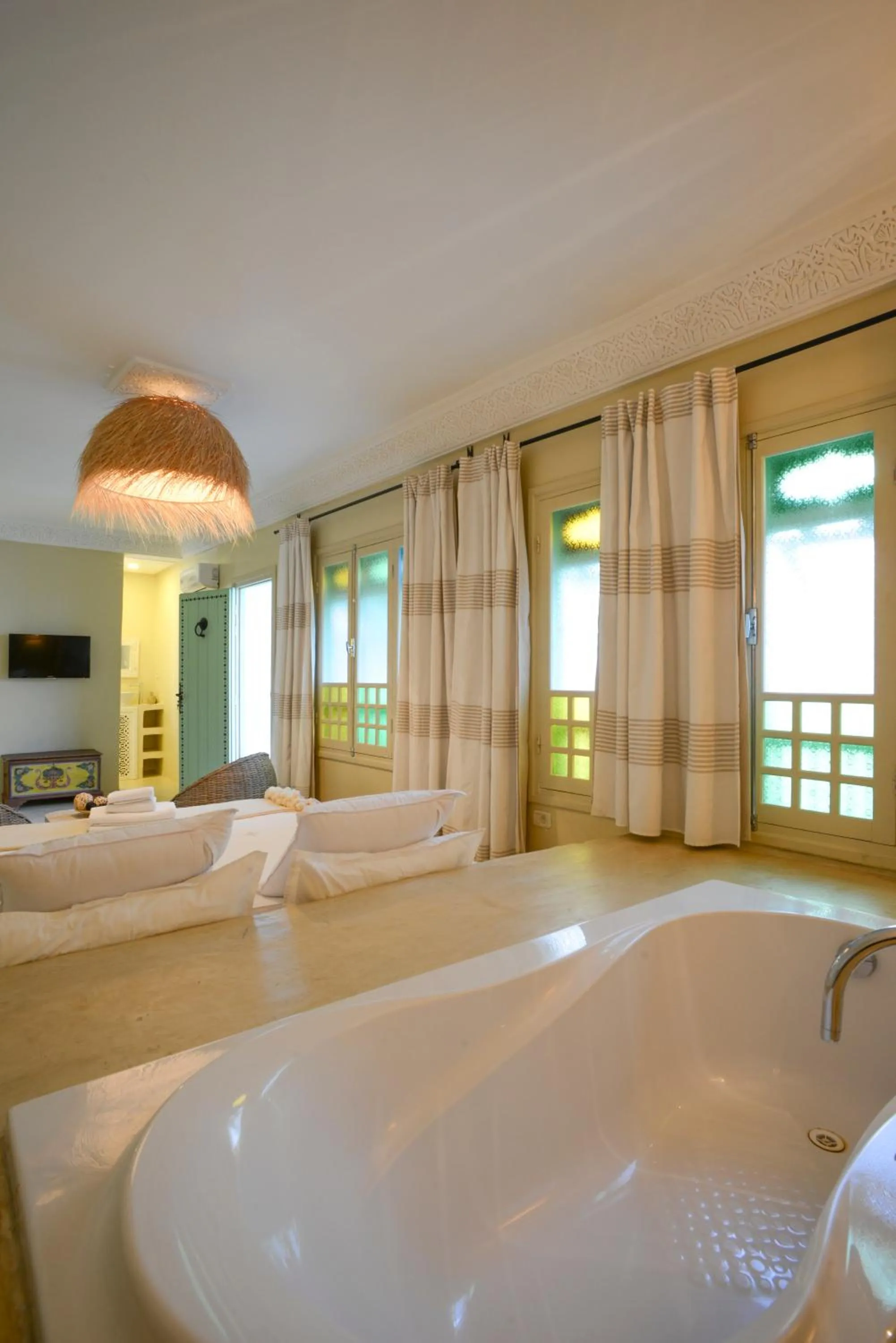 Bathroom, Bed in Dar Antonia