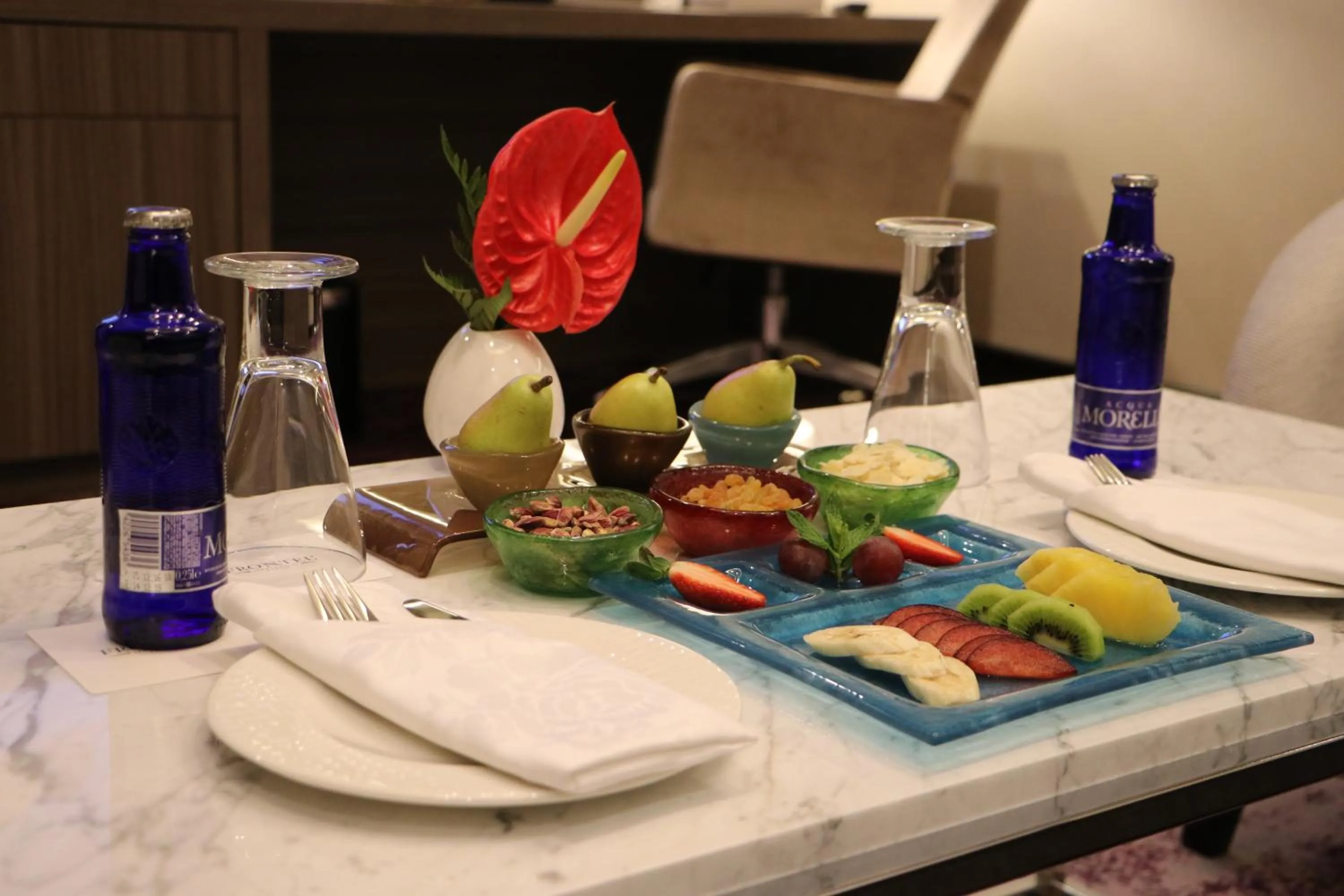 Food and drinks in Paradise Elite Hotel Al-Tahlia Jeddah