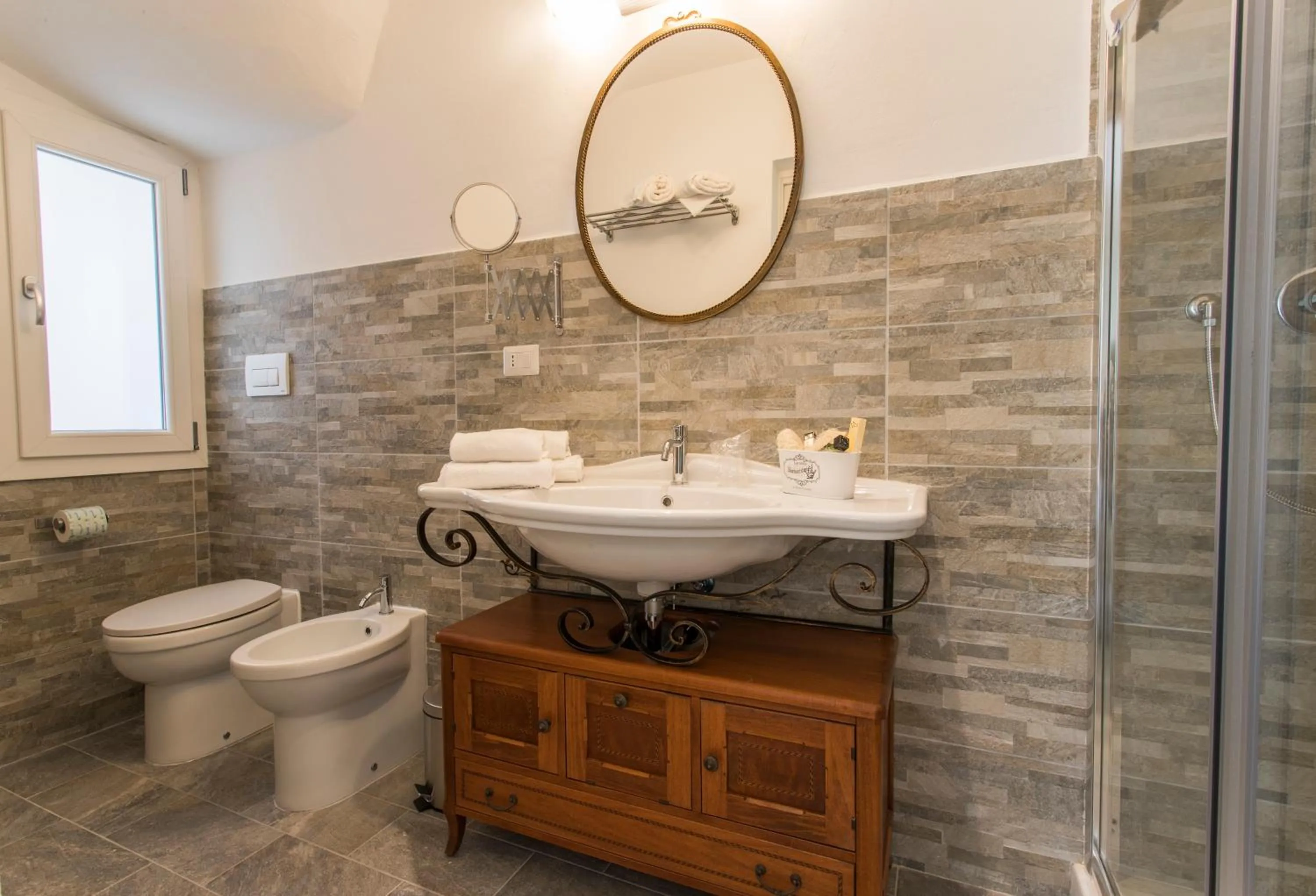 Bathroom in Les Suites Magnolia