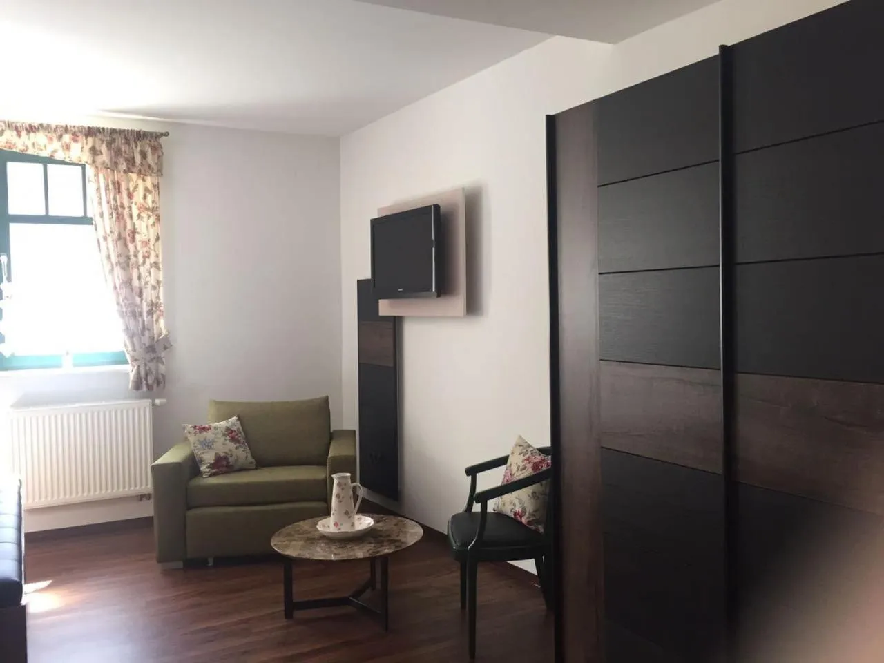 Photo of the whole room in Hotel Trendtino