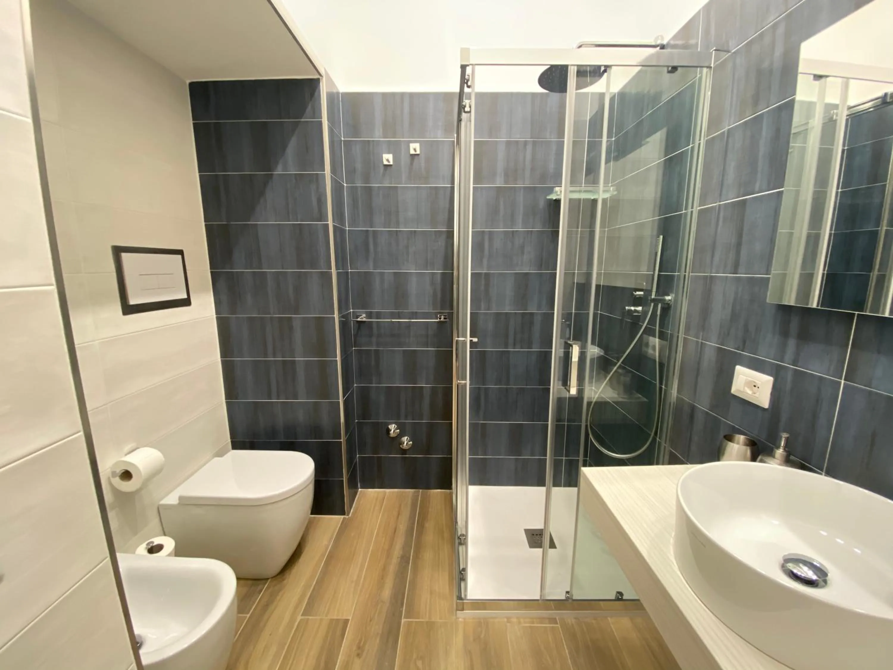 Shower in Sun Art Naples Rooms