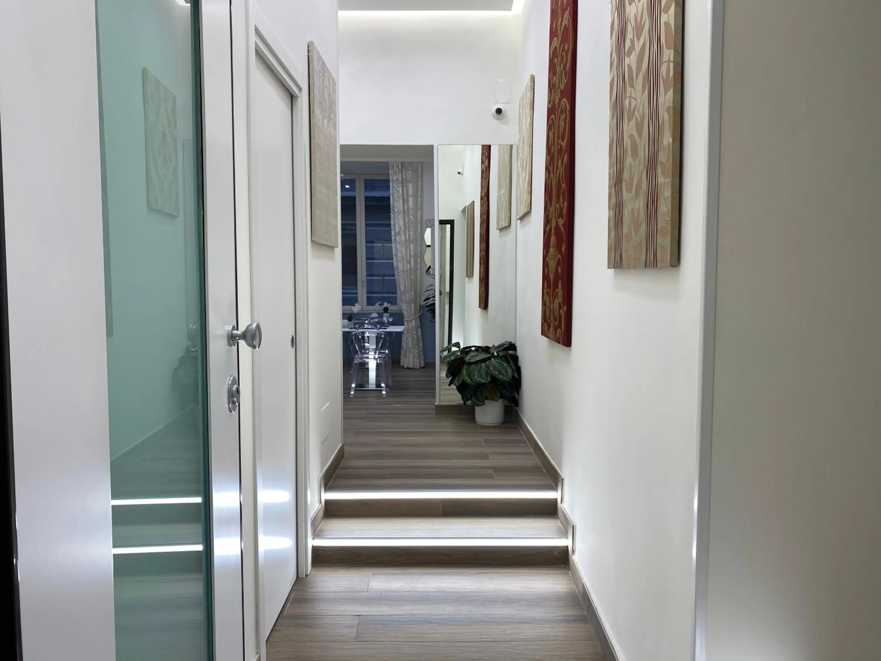 Facade/entrance in Sun Art Naples Rooms