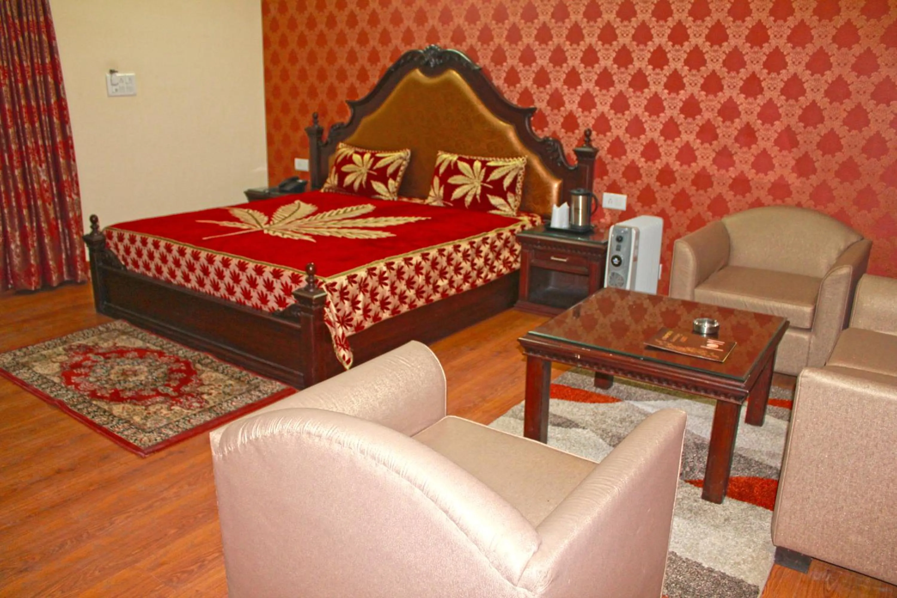 Hotel Shikhar & Restaurant