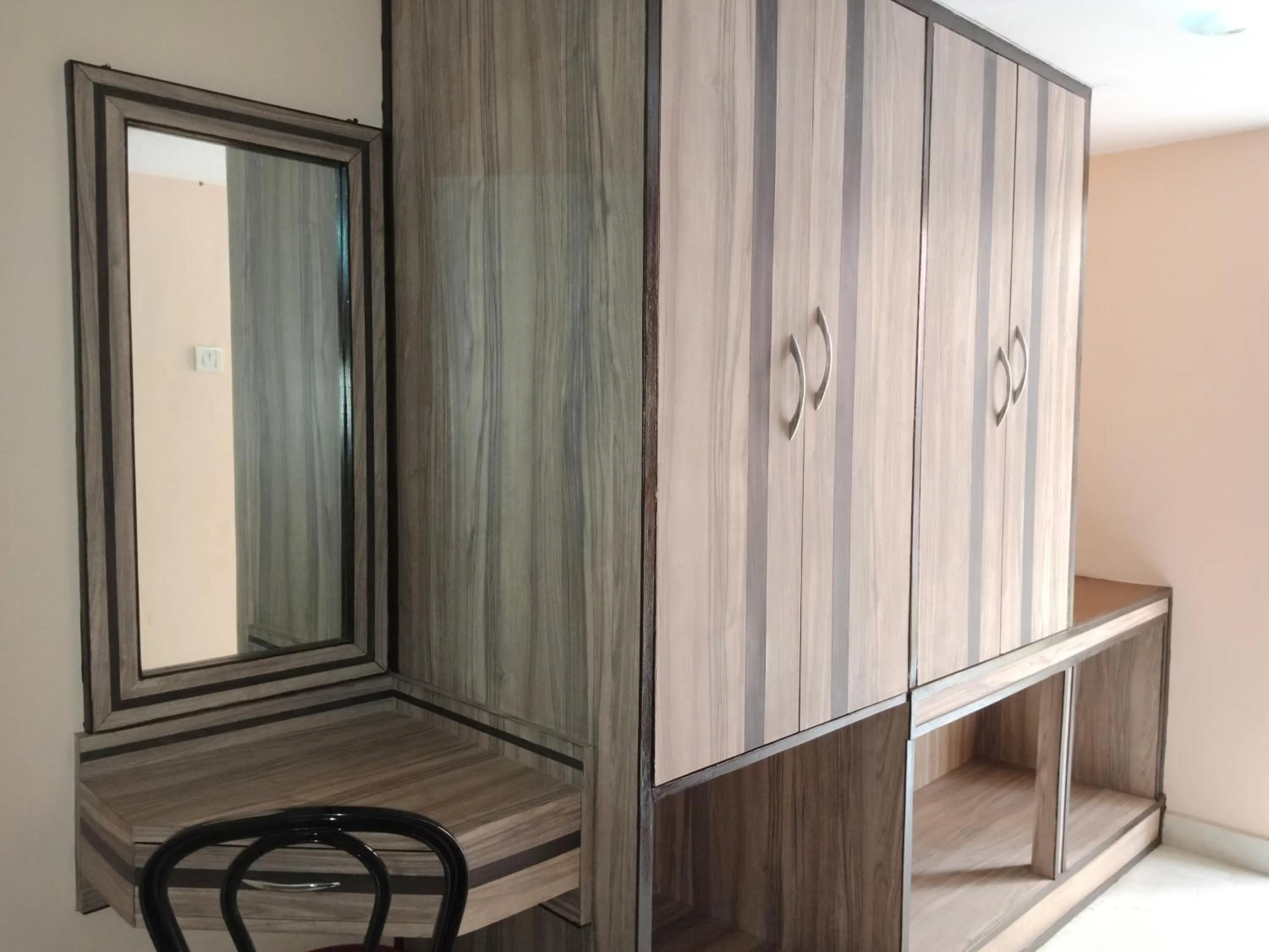 Hotel Shikhar & Restaurant