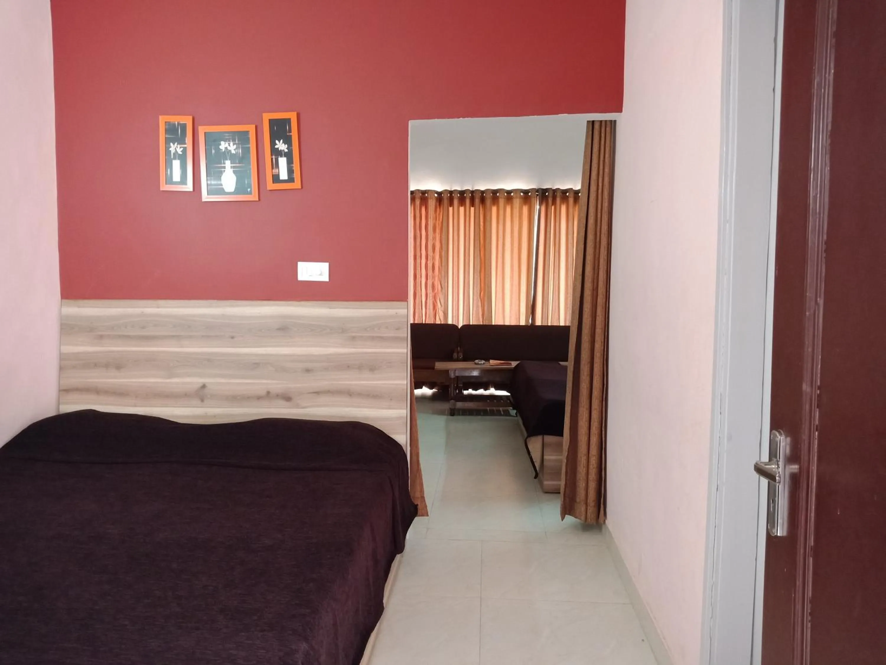 Hotel Shikhar & Restaurant