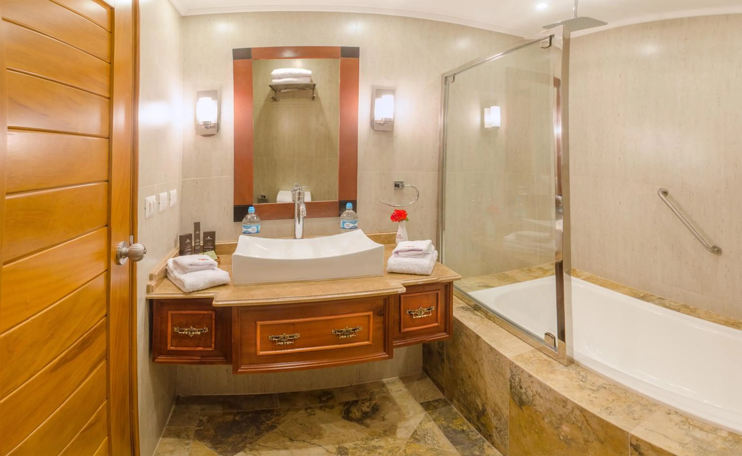 Bathroom in Taypikala Deluxe Valle Sagrado