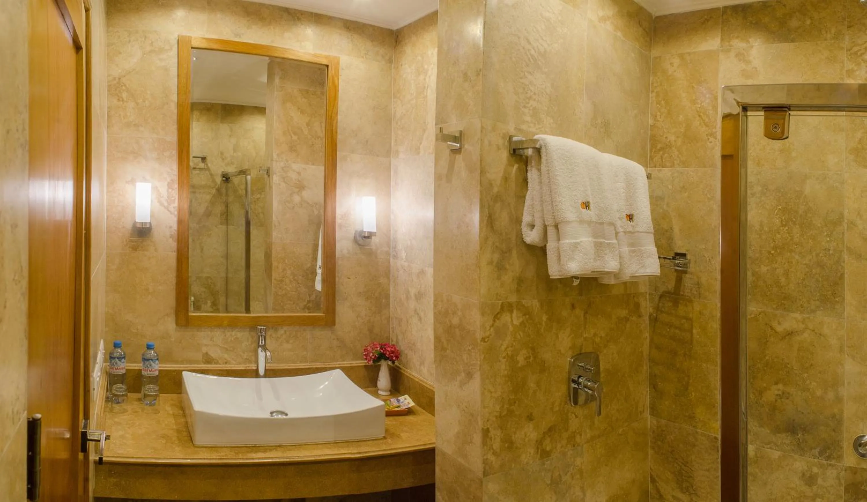 Bathroom in Taypikala Deluxe Valle Sagrado