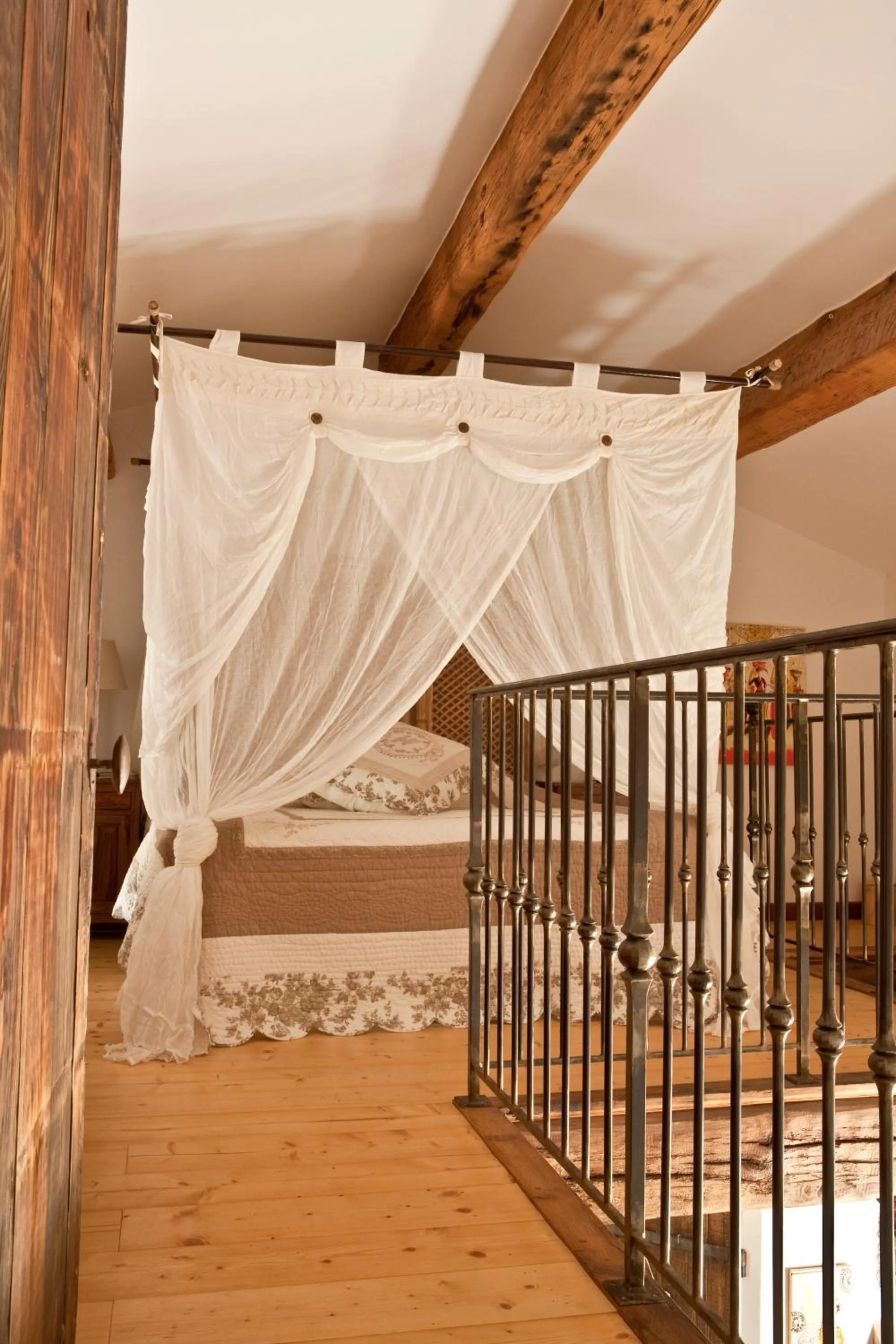 Photo of the whole room, Bed in Mas La Jaina