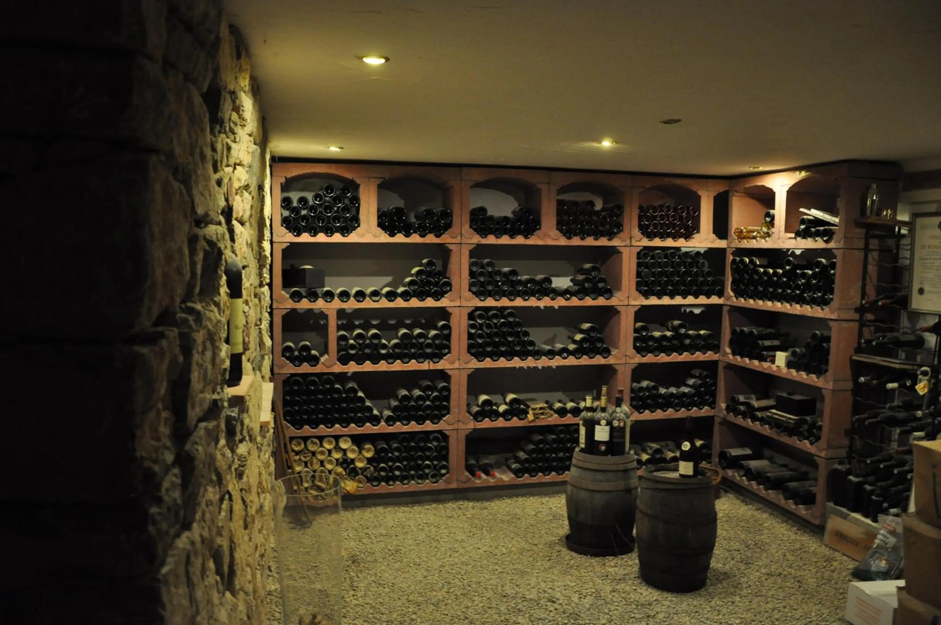 On-site shops in Mas La Jaina