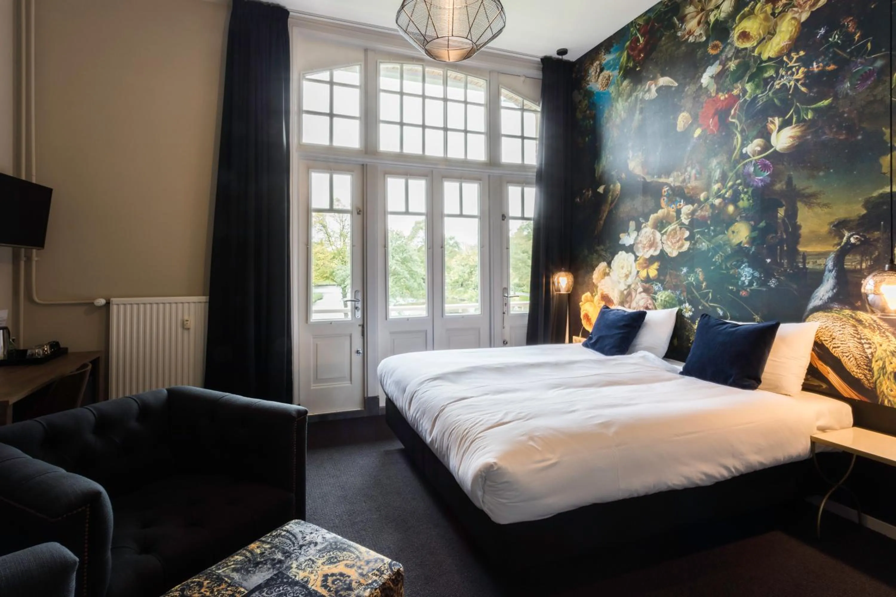 Bedroom, Bed in Rijksmonument Hotel de Sprenck - including free private parking