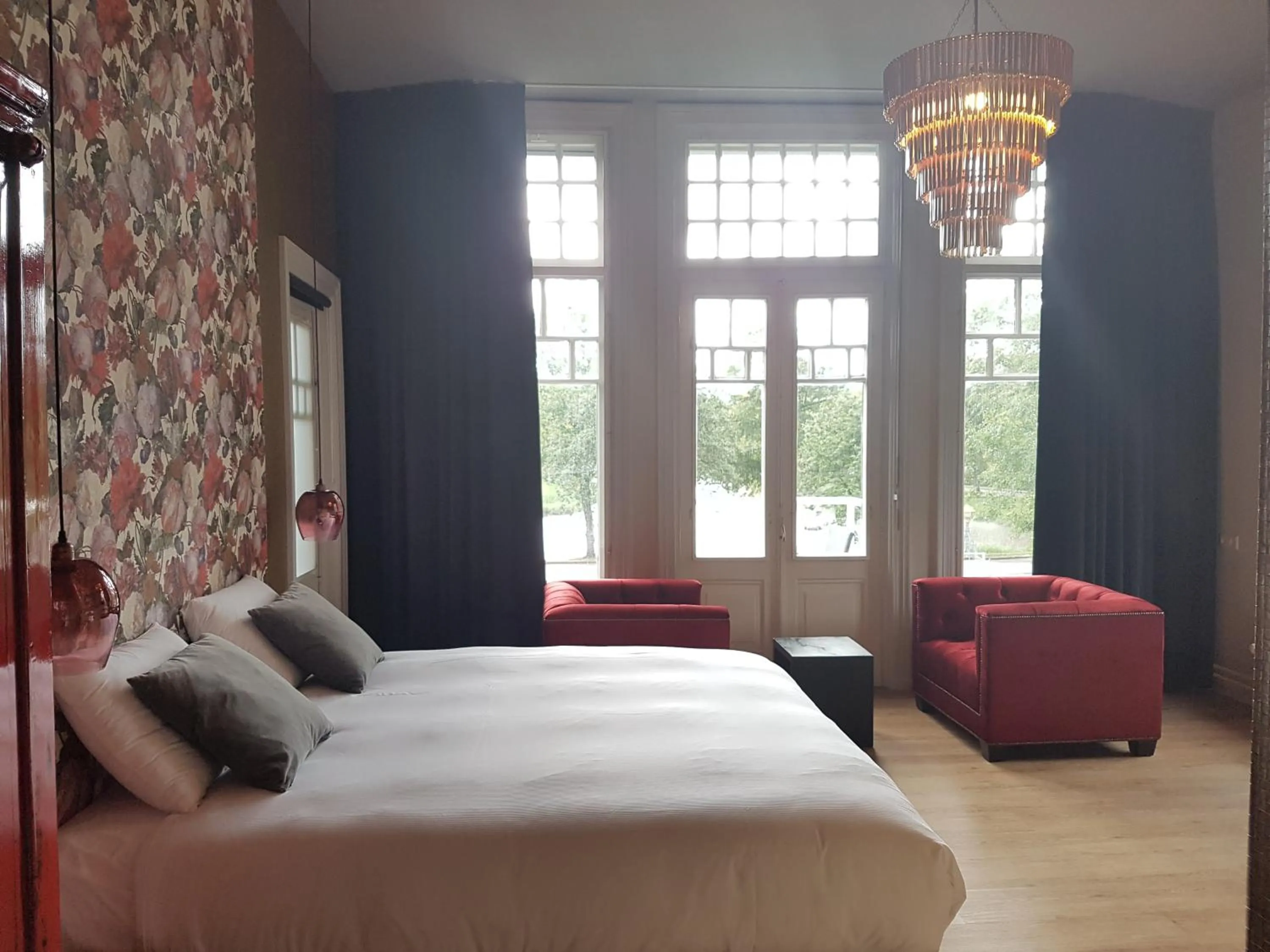 Bedroom, Bed in Rijksmonument Hotel de Sprenck - including free private parking