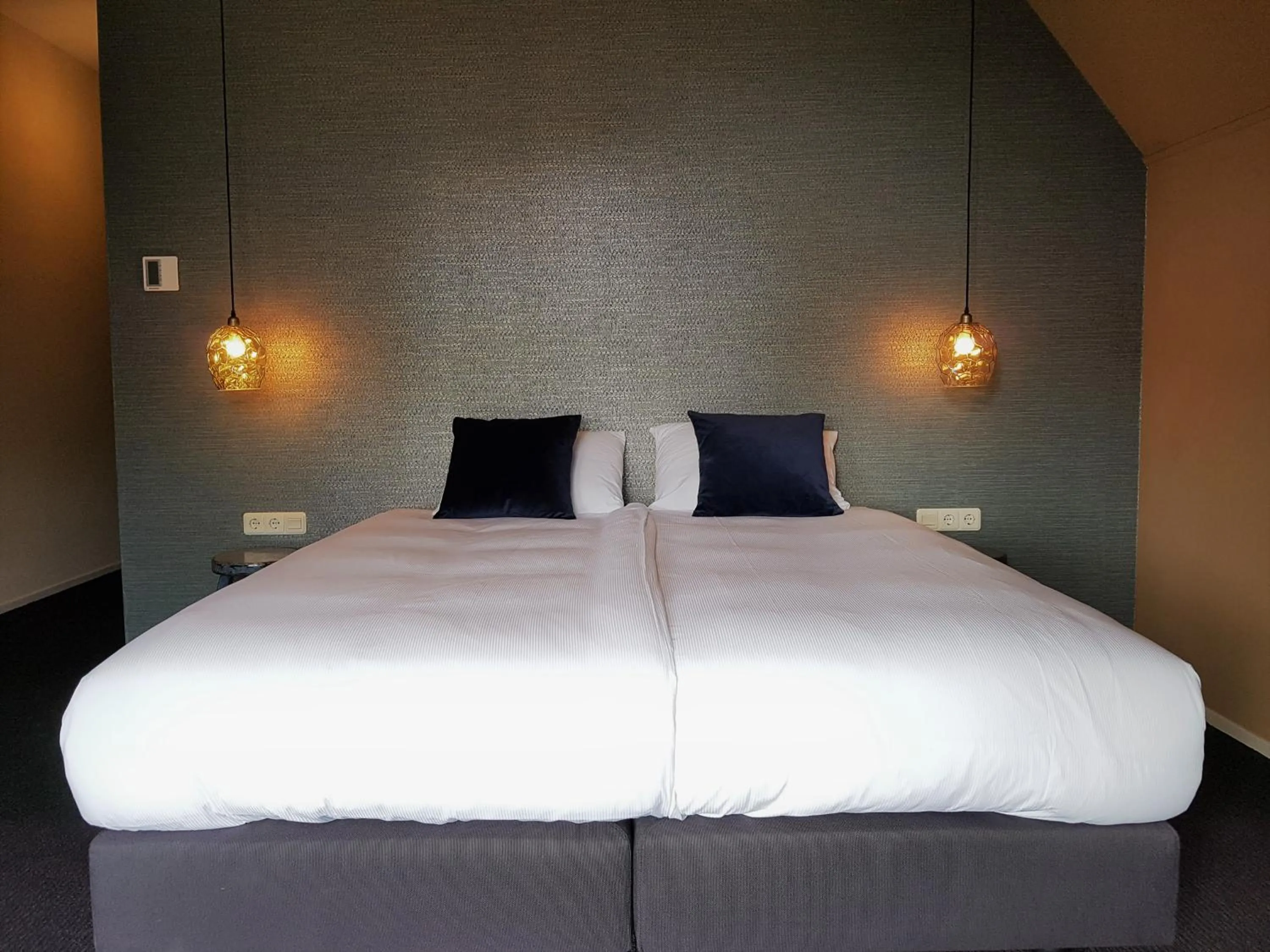 Bedroom, Bed in Rijksmonument Hotel de Sprenck - including free private parking