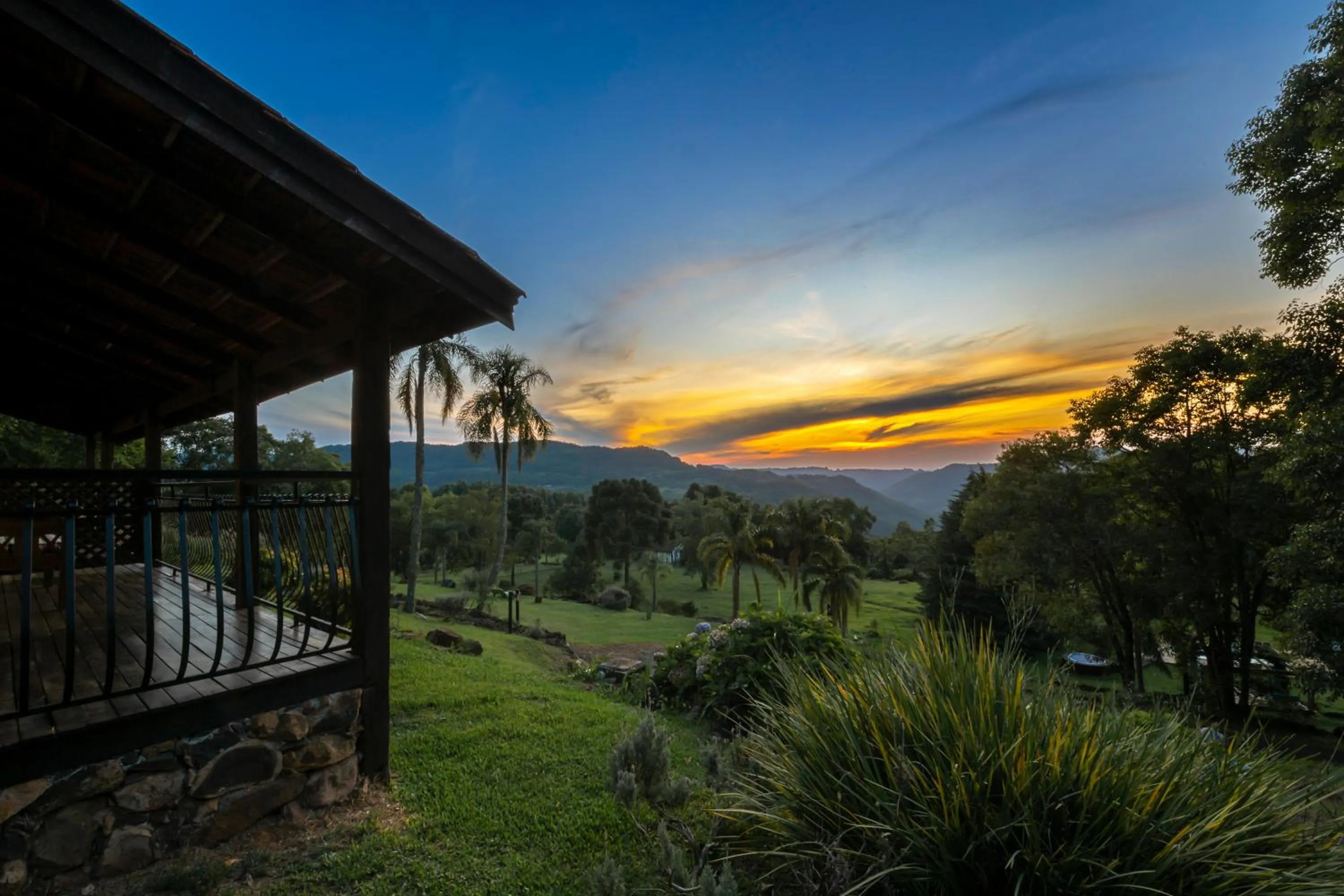 Swimming pool in Pousada La Vista