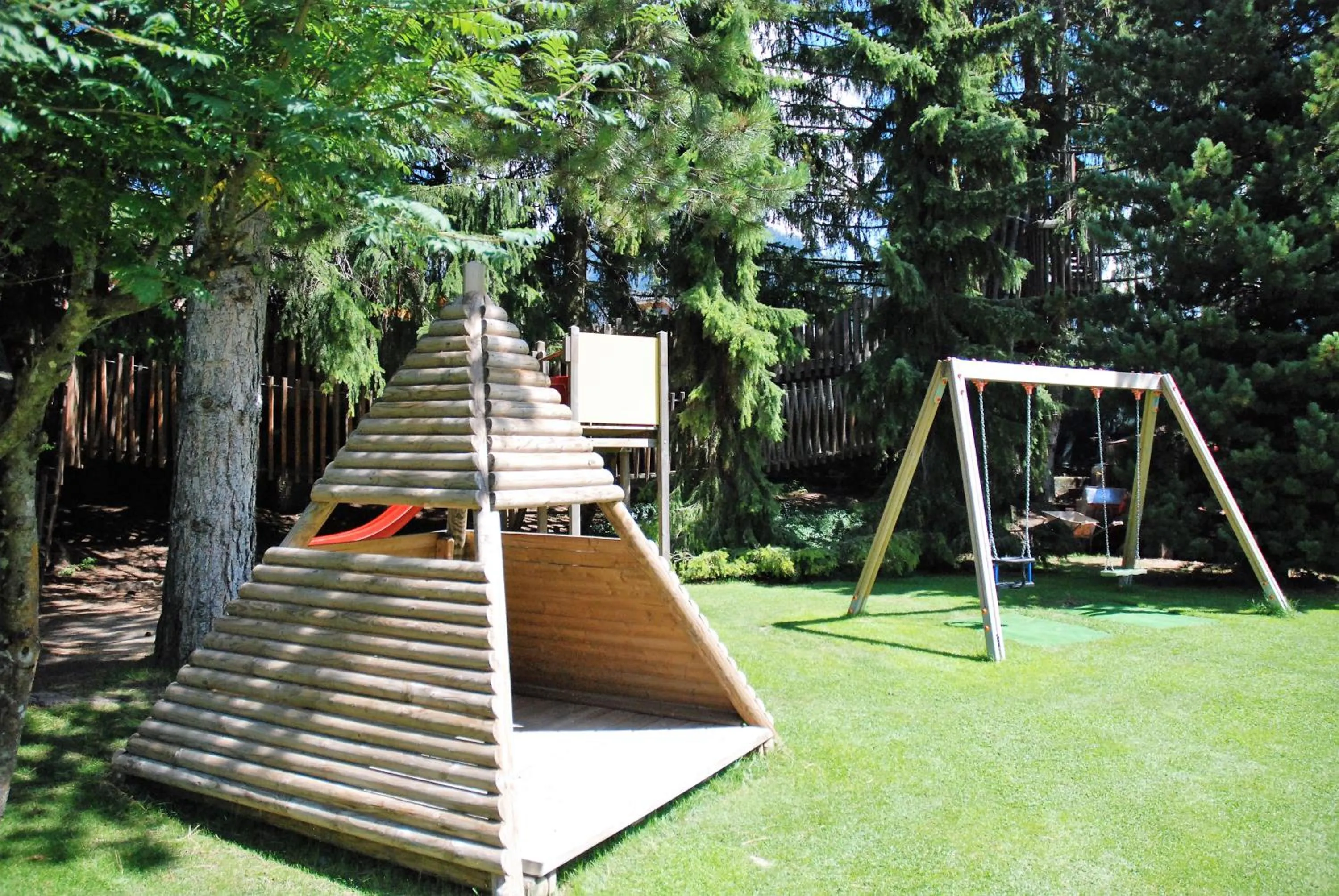 Summer in Residence Comploj