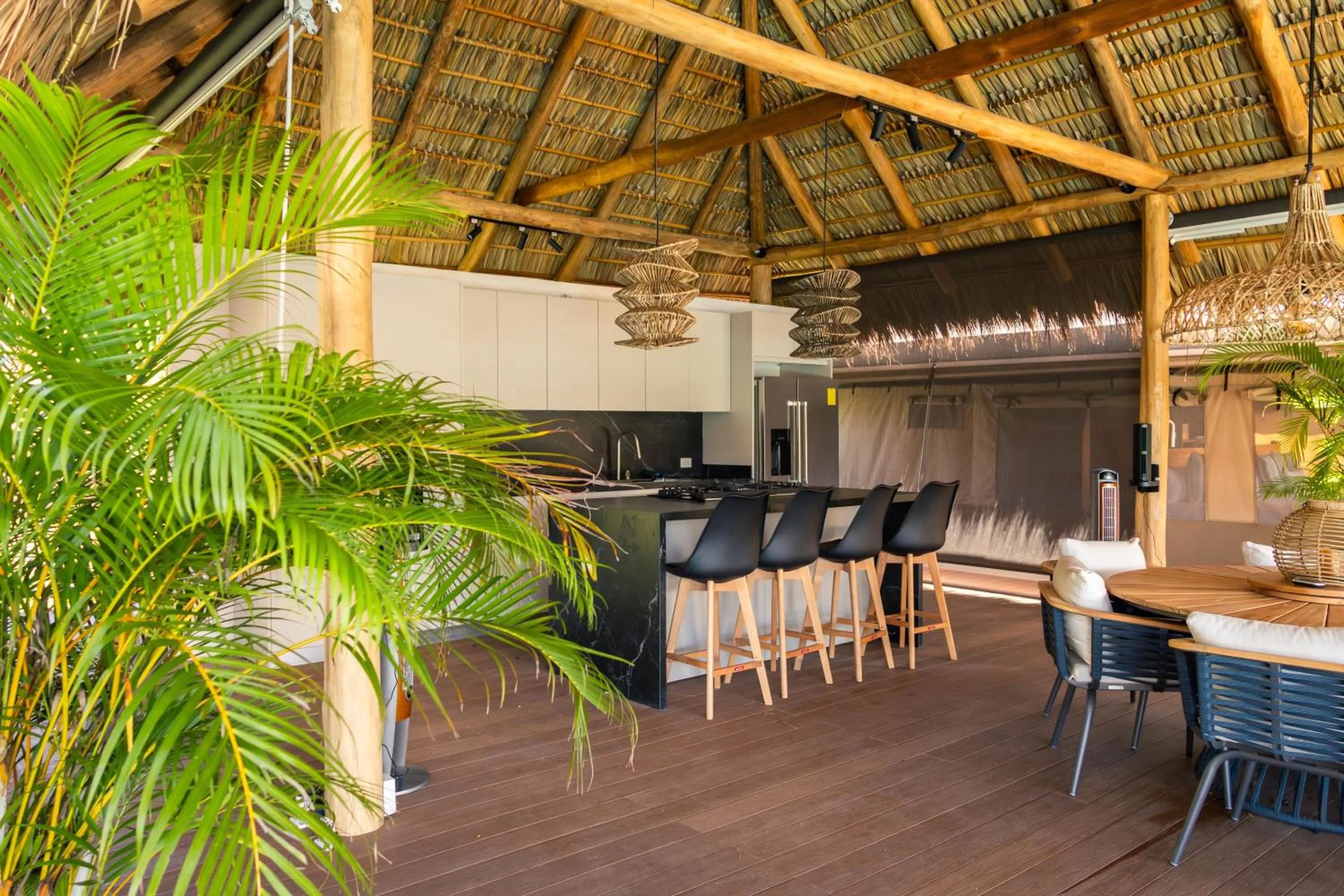Living room in Isla Chiquita Glamping Hotel