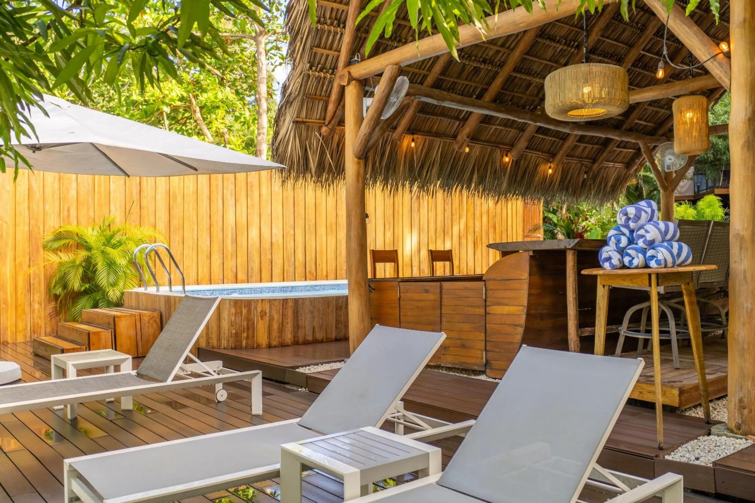 Garden view in Isla Chiquita Glamping Hotel