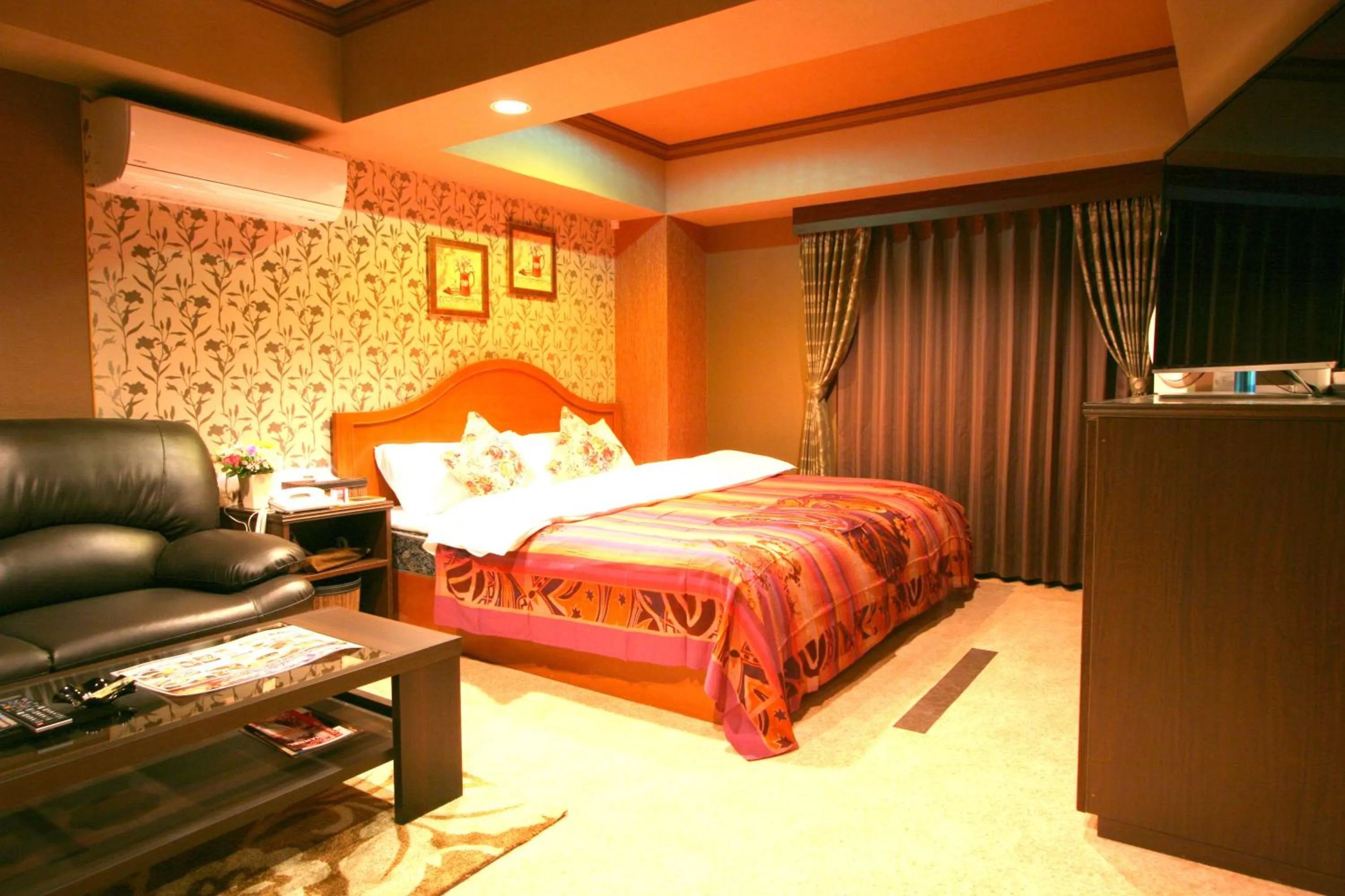 Bed in AURA Seki Inter (Adult Only)