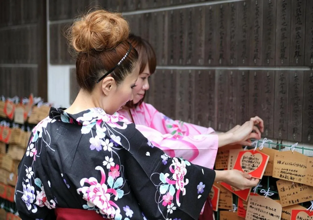 Nearby landmark in Ikaho Syusuien