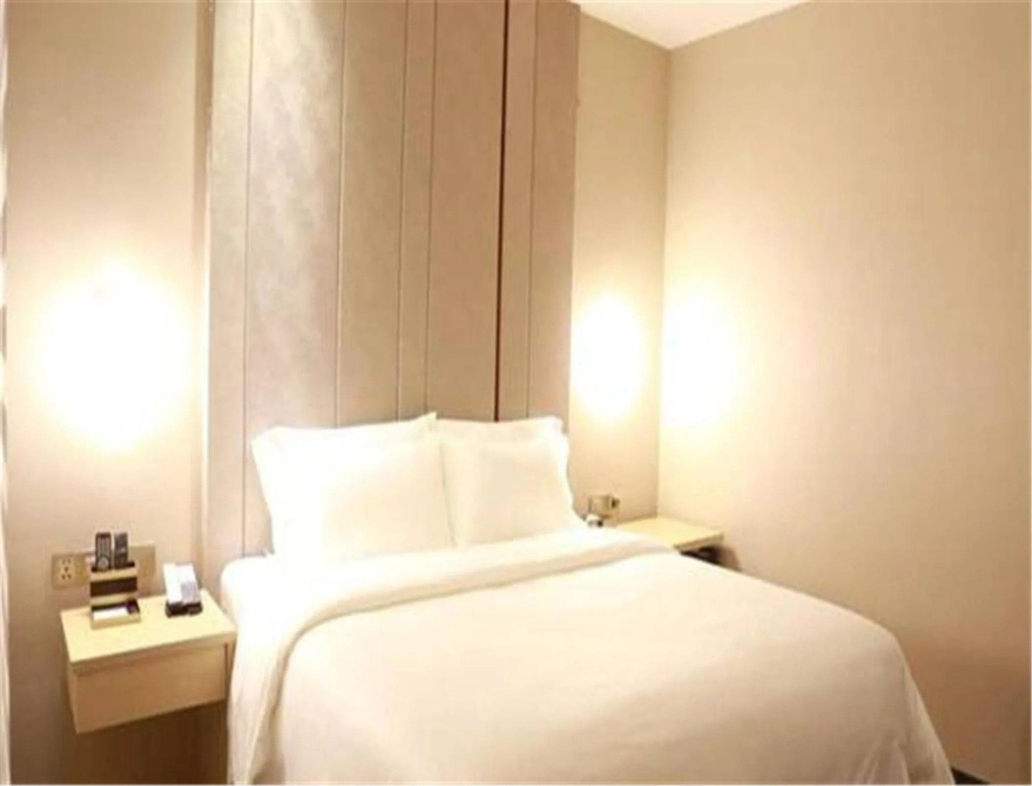 Bed in Foshan Lavande Kuiqi Road Subway Station