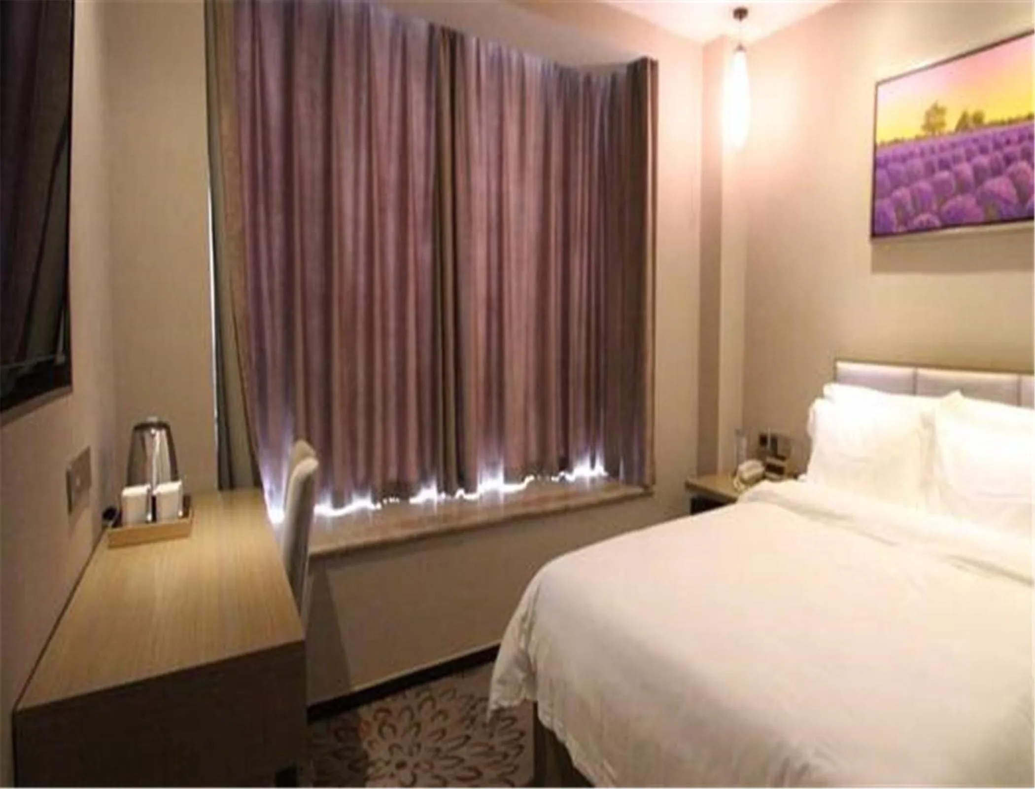 Bed in Foshan Lavande Kuiqi Road Subway Station