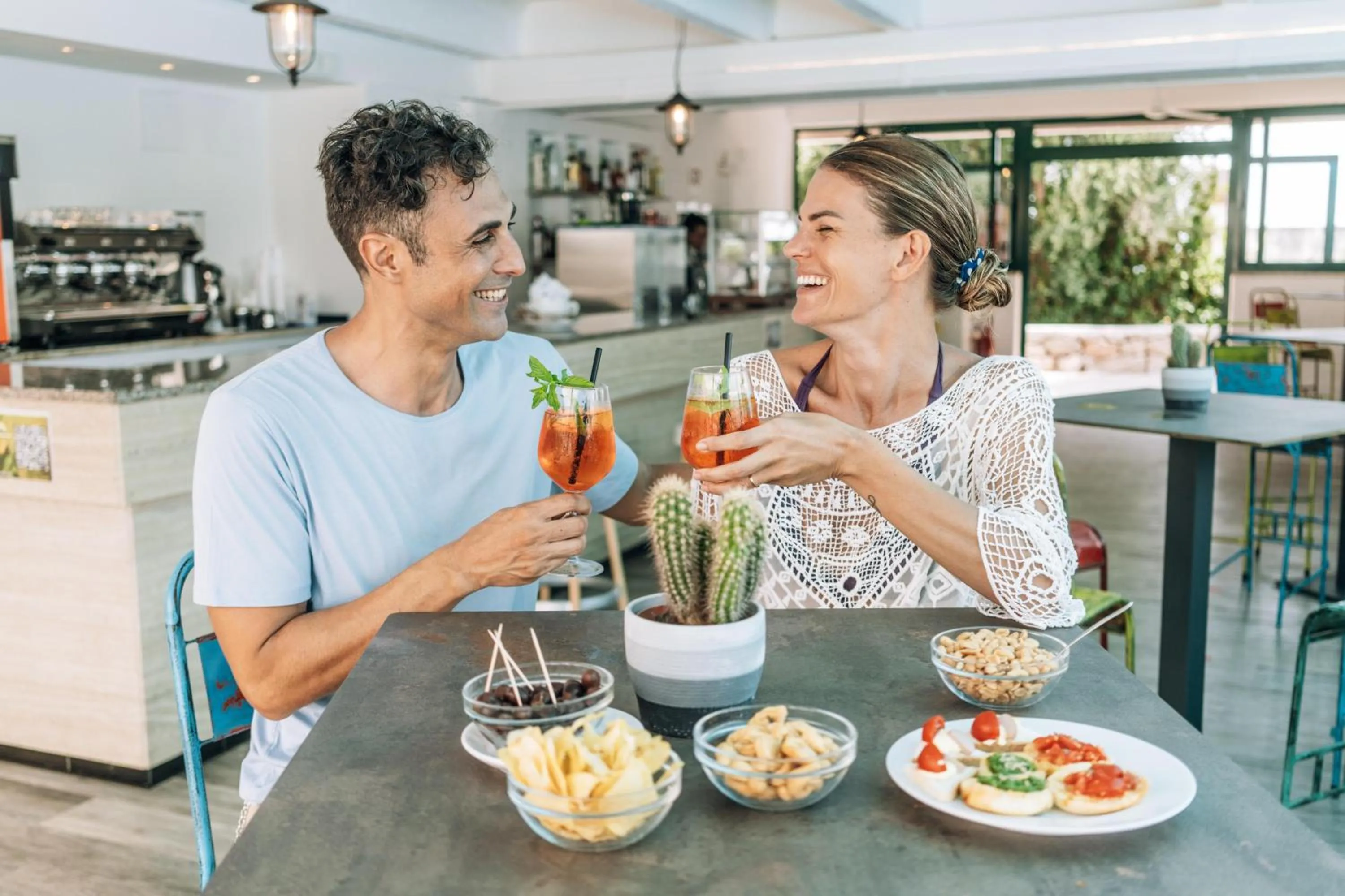 Lounge or bar in Porto Giardino - CDSHotels