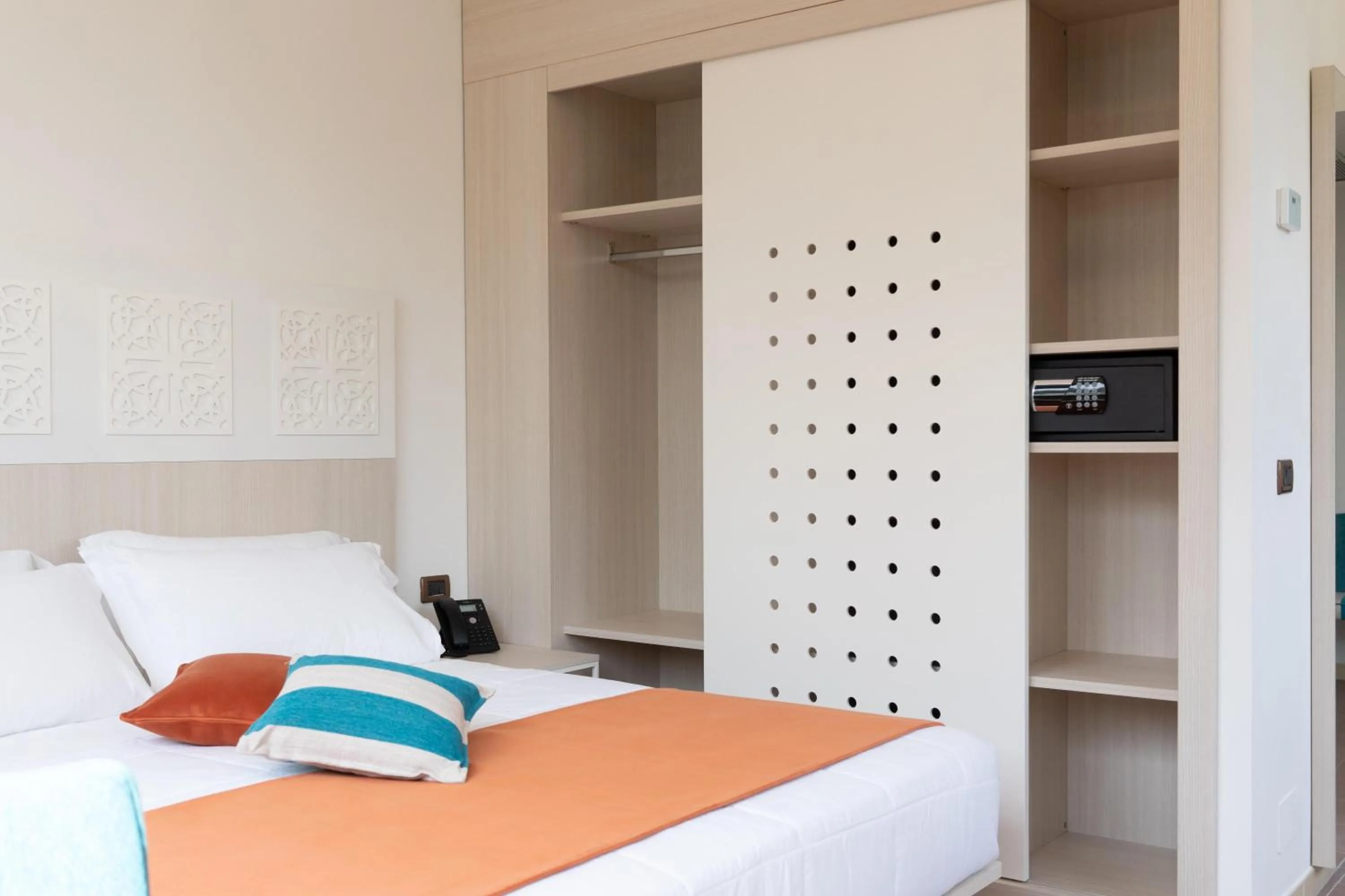 Bed in Porto Giardino - CDSHotels