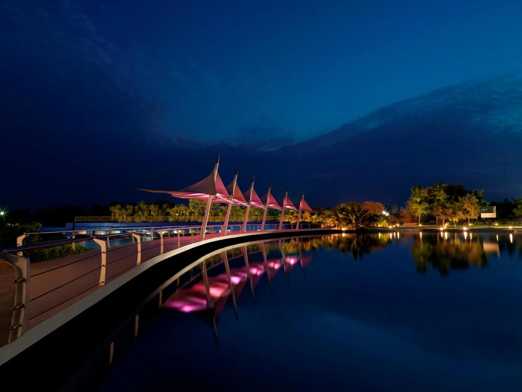 Amanora The Fern Pune, Series by Marriott