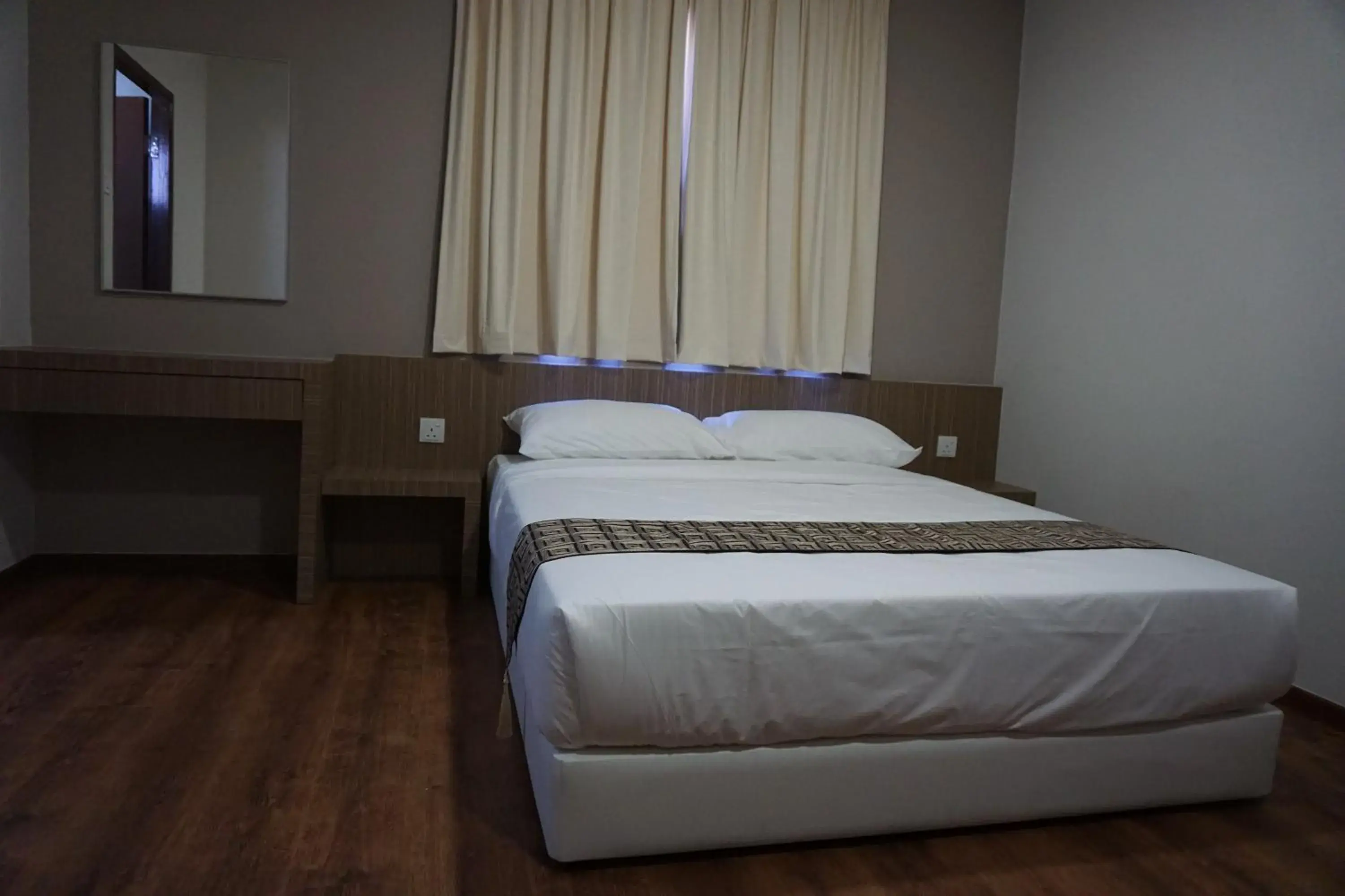 Deluxe Queen Room in Yew Hotel Deluxe Queen Room in Yew Hotel