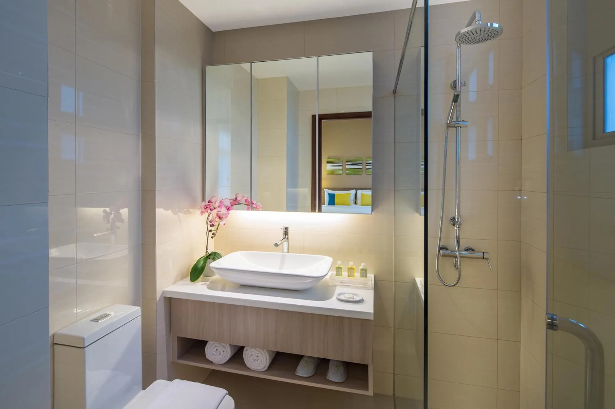 Bathroom in Park Avenue Robertson