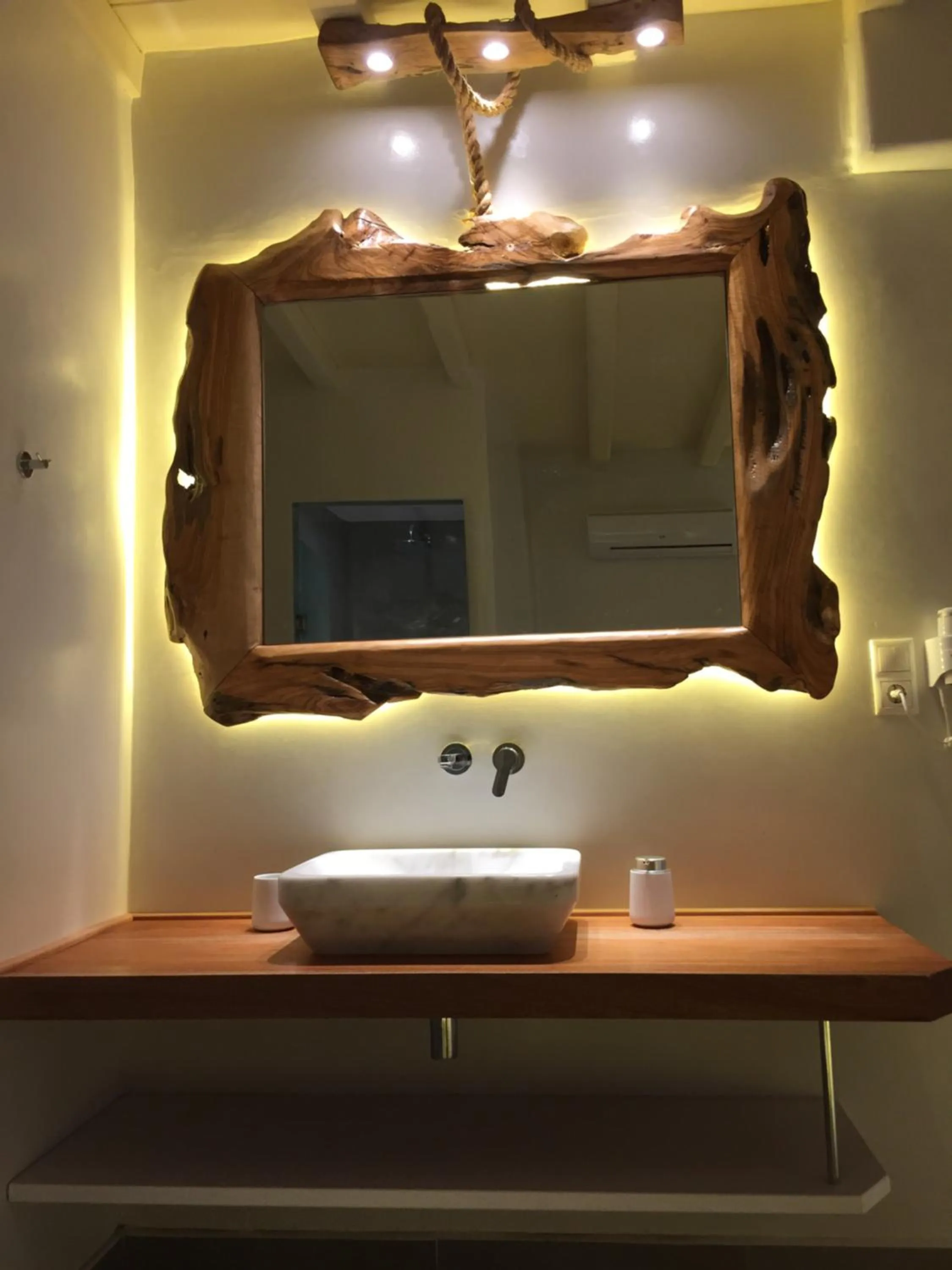 Decorative detail in Eternal Suites