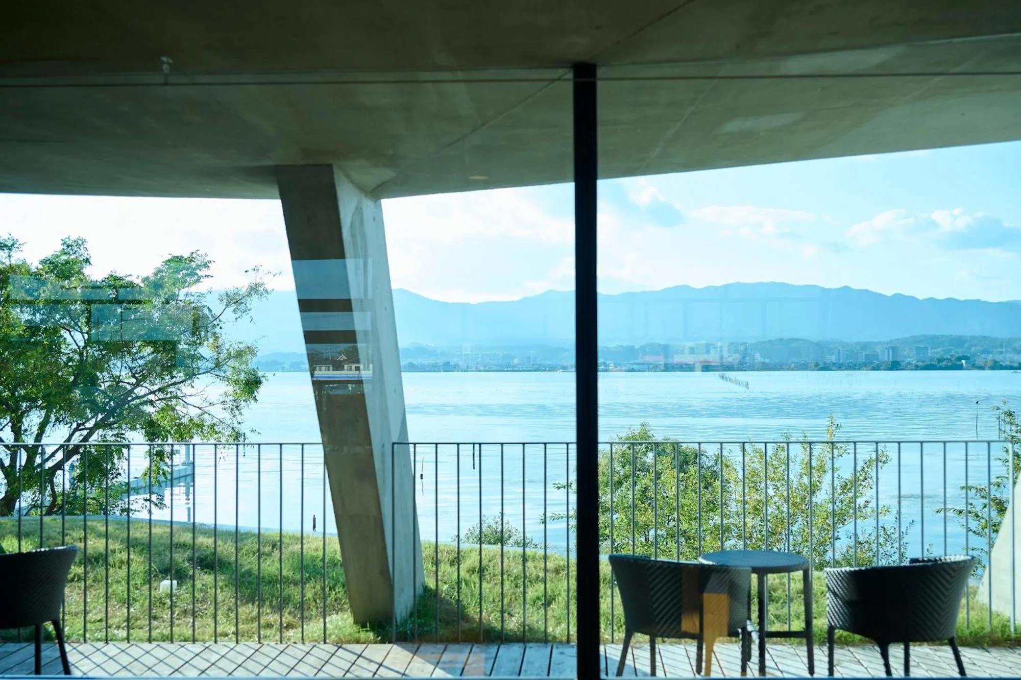 Communal lounge/ TV room in Setre Marina Biwako