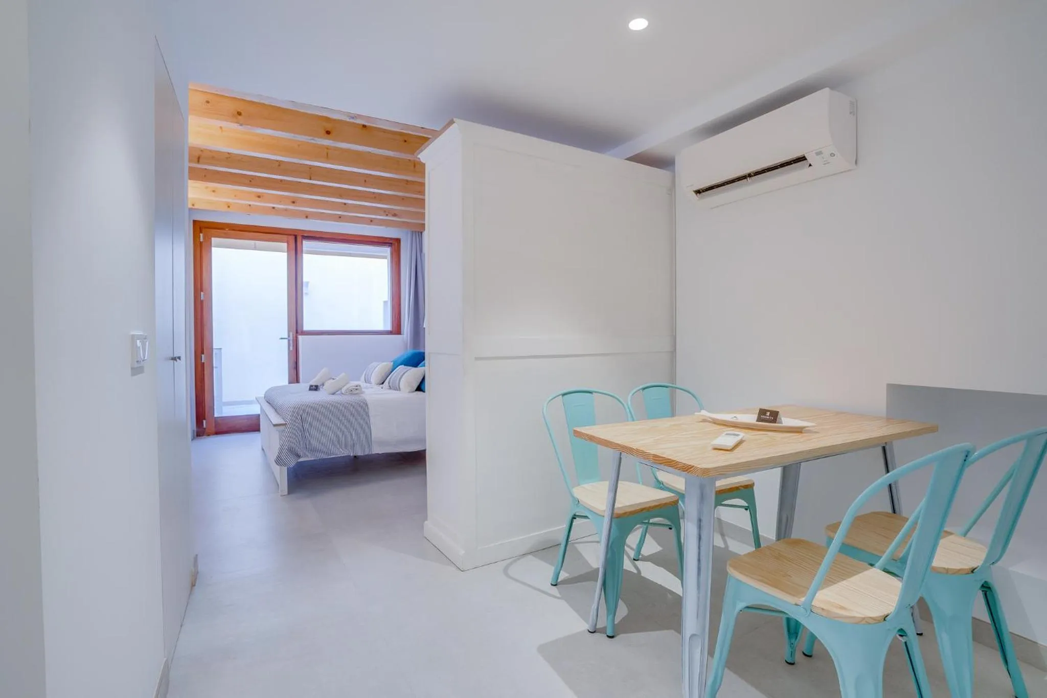 Dining area, Bed in Urban Suites Palma - Turismo de Interior by PriorityVillas