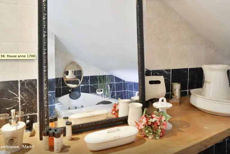 Bathroom in Artagnan