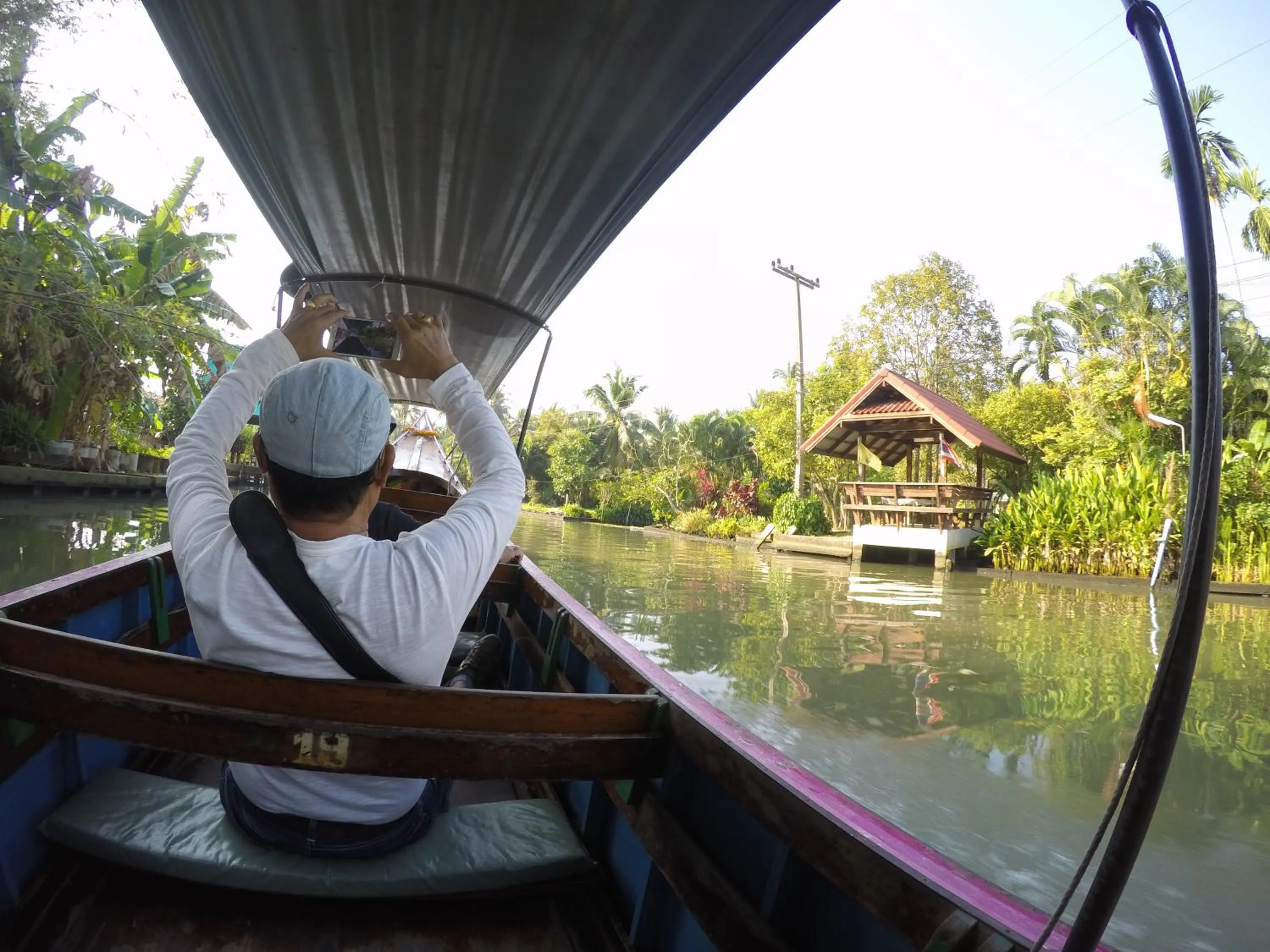Nearby landmark in PuengLuang Hotel