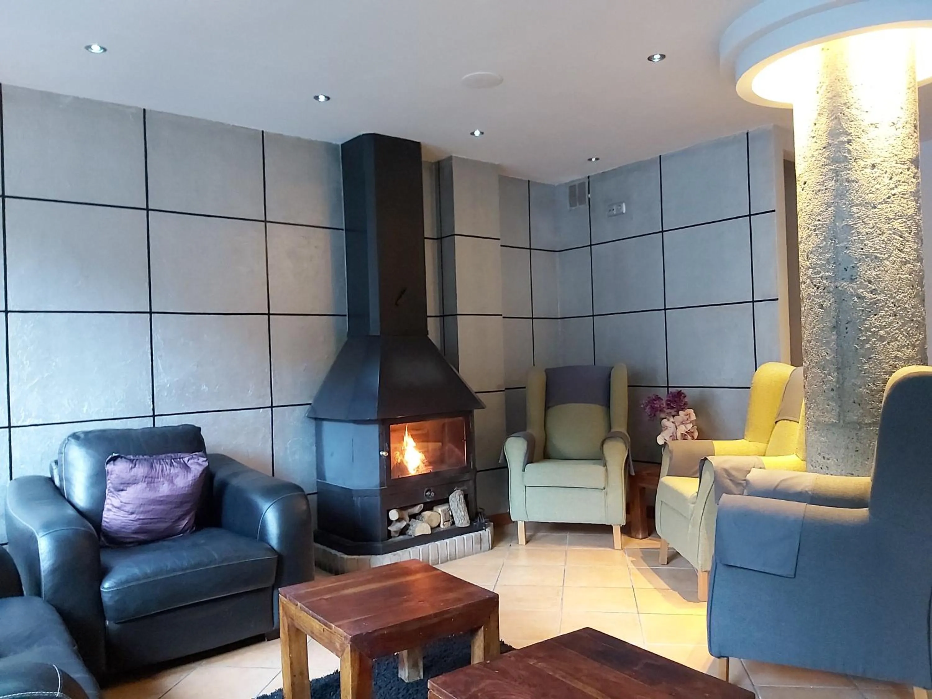 Lobby or reception in Hotel Montané