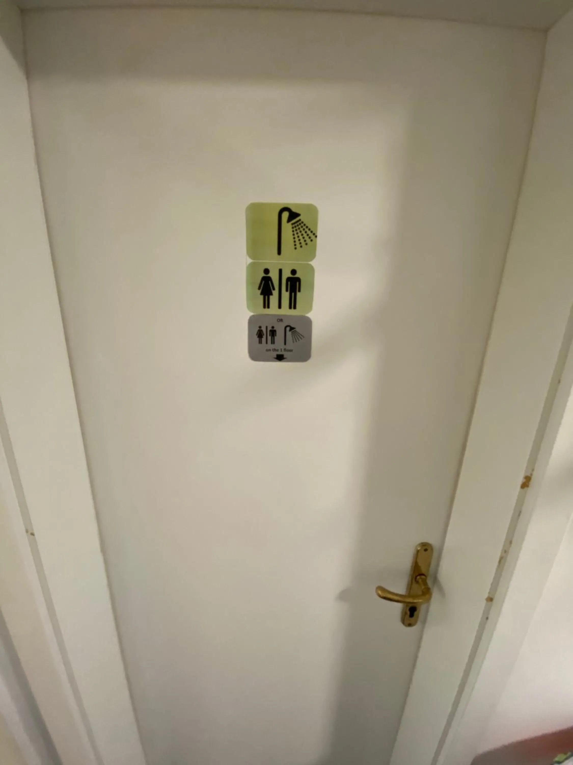 Bathroom in Family Guesthouse GreenSLO