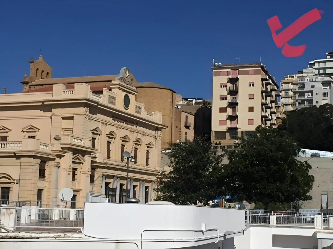 Property building in B&B Porta di Ponte