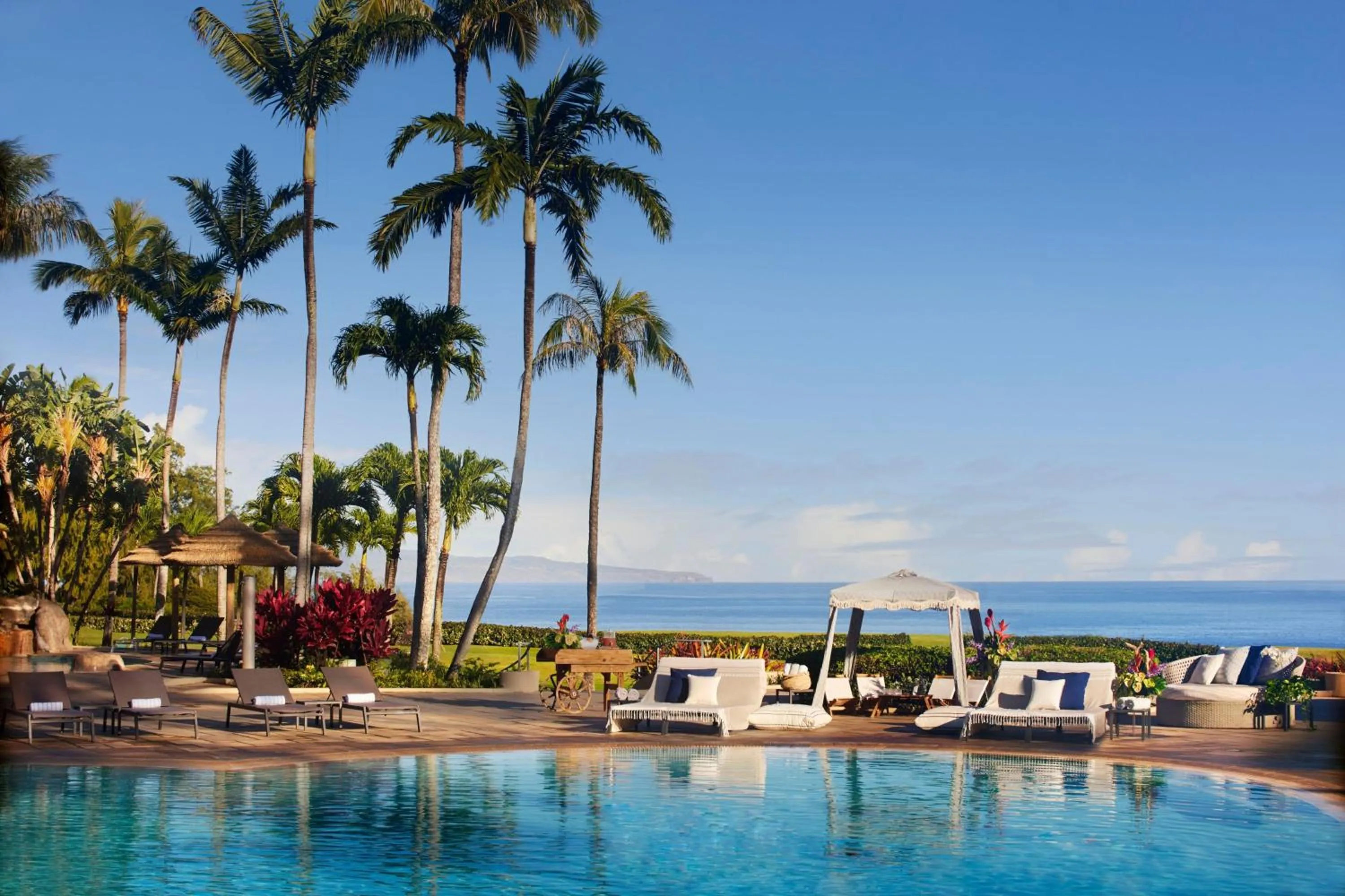 Swimming pool in The Ritz-Carlton Maui, Kapalua