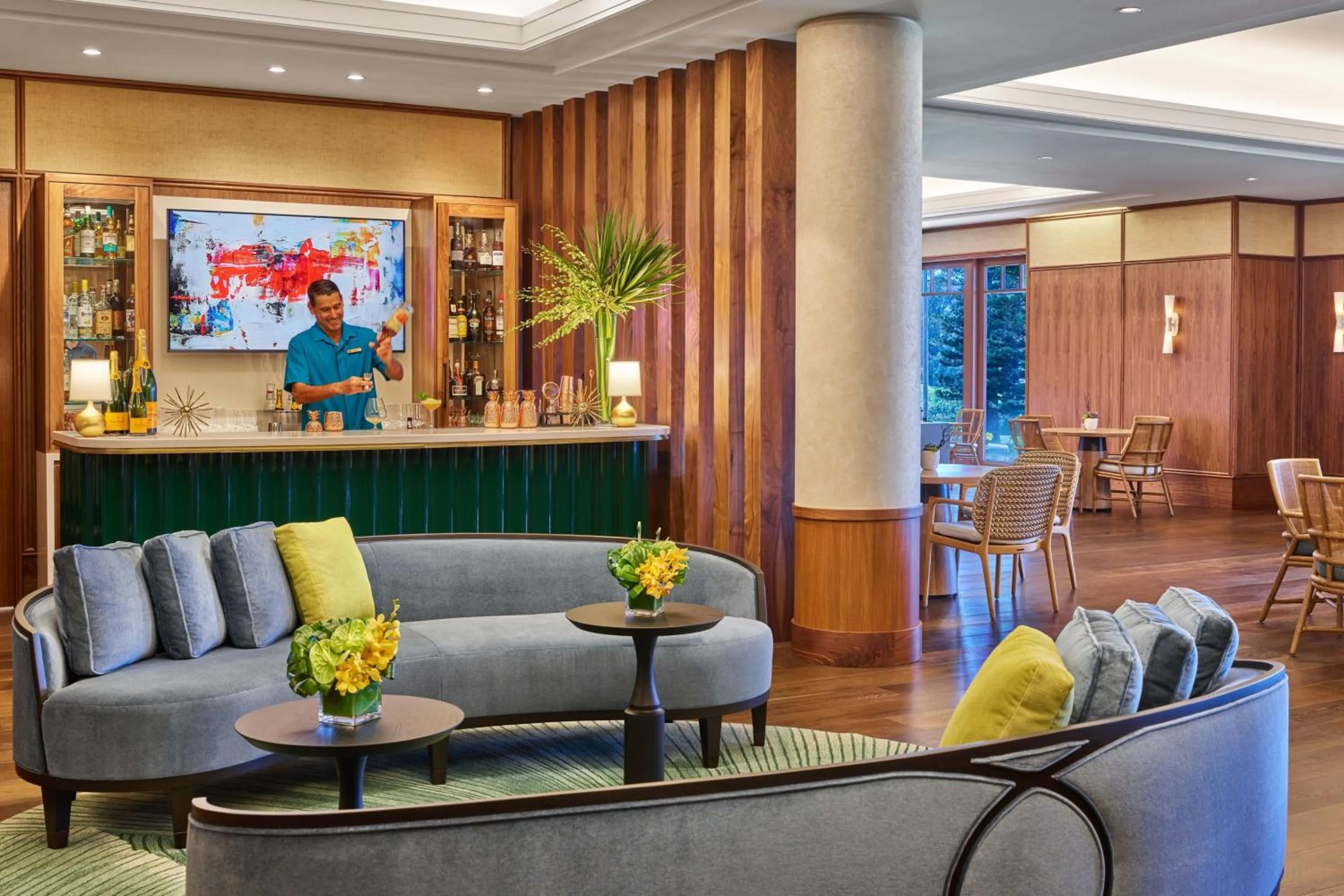 Lounge or bar in The Ritz-Carlton Maui, Kapalua